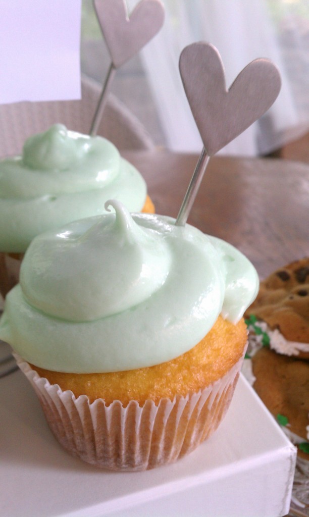 heart cupcake pick
