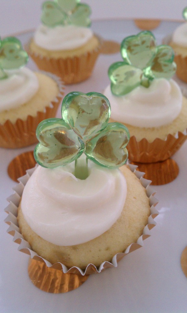 shamrock cupcake