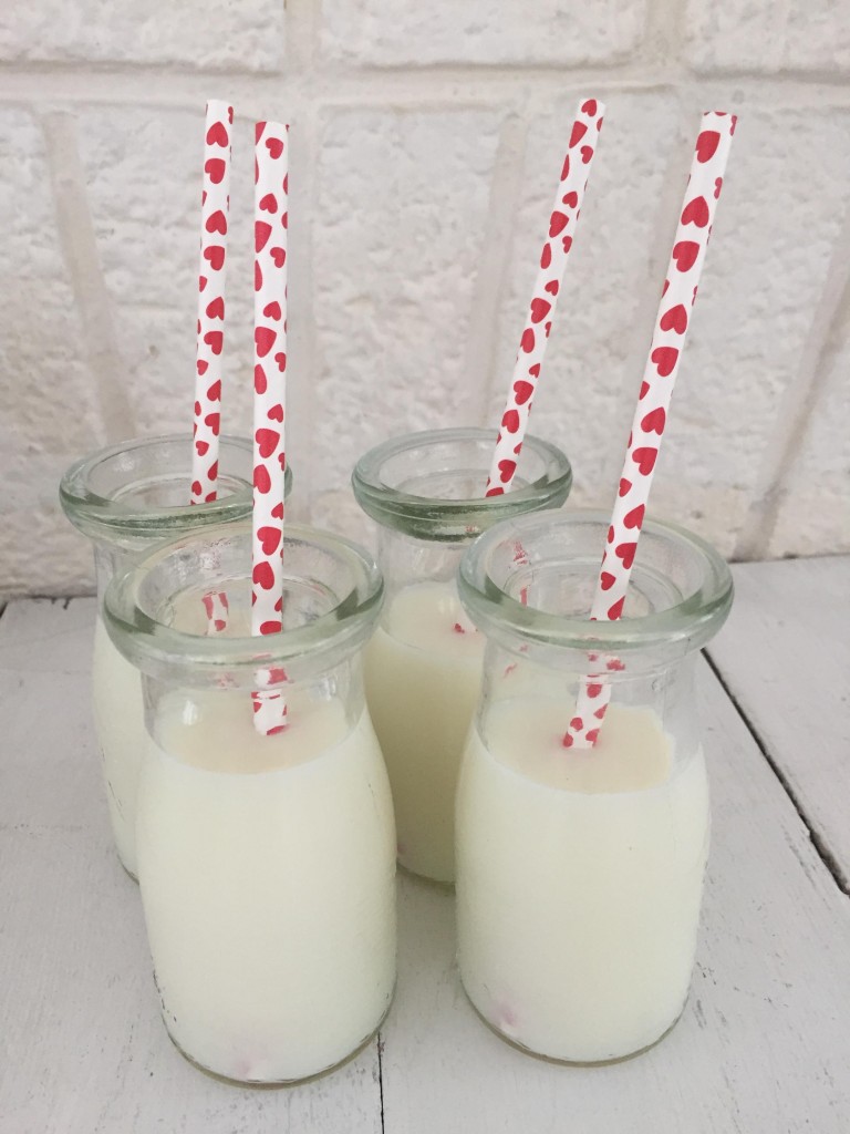 milk & holiday straws