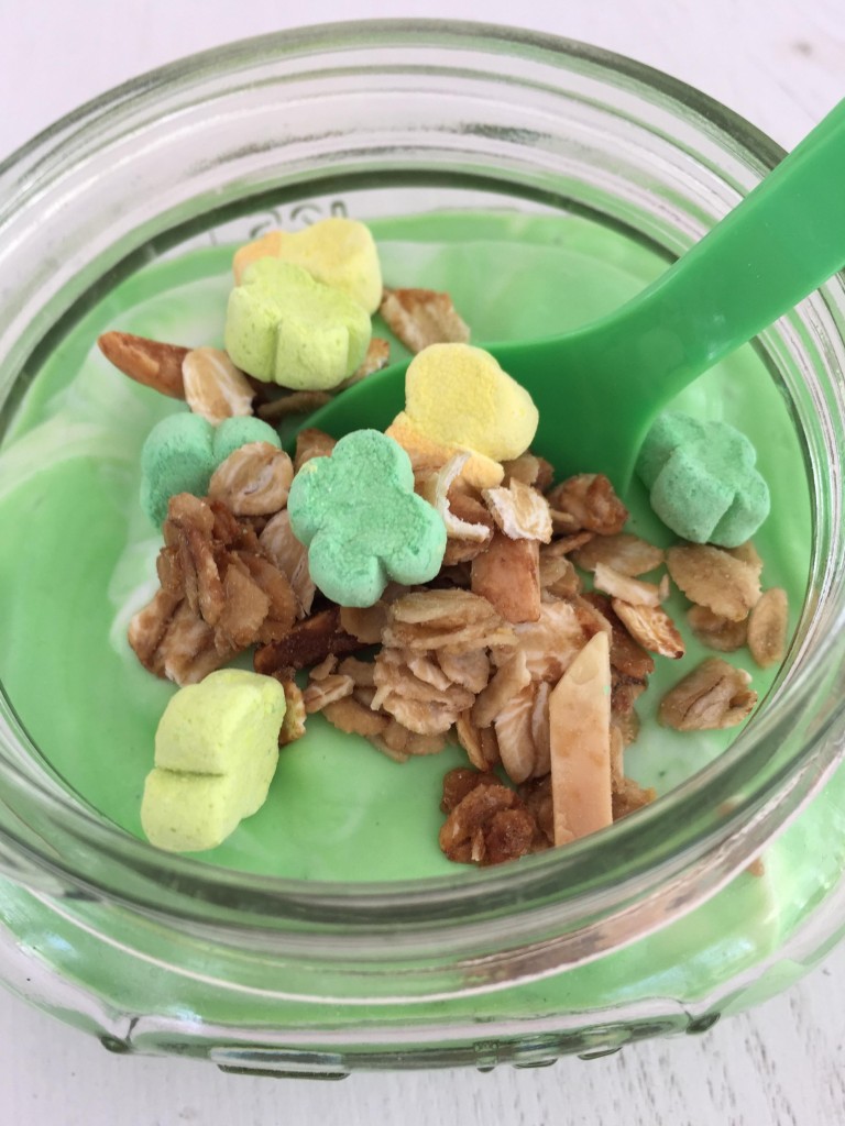Irish yogurt parfait