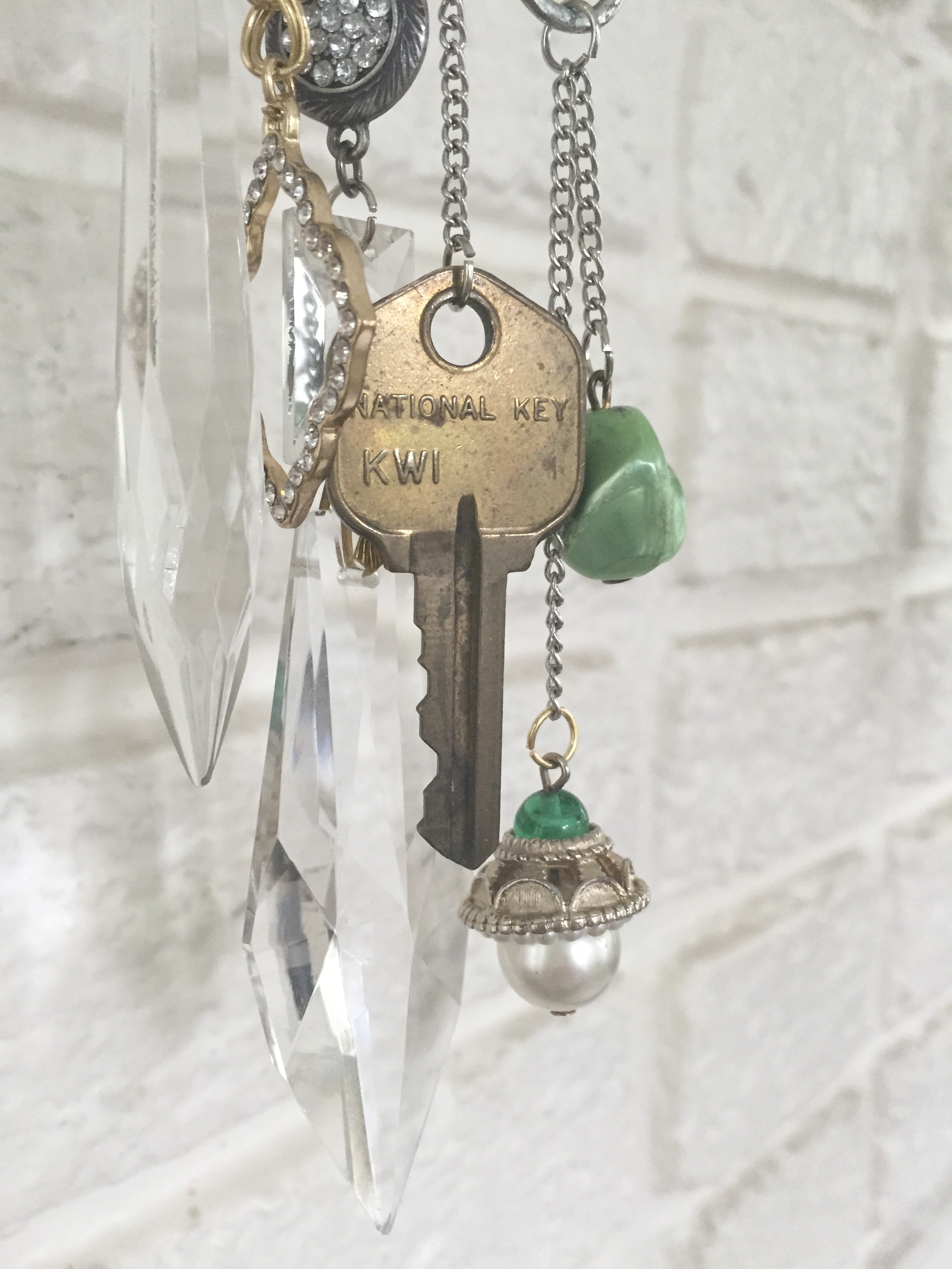 junk & jewel chime