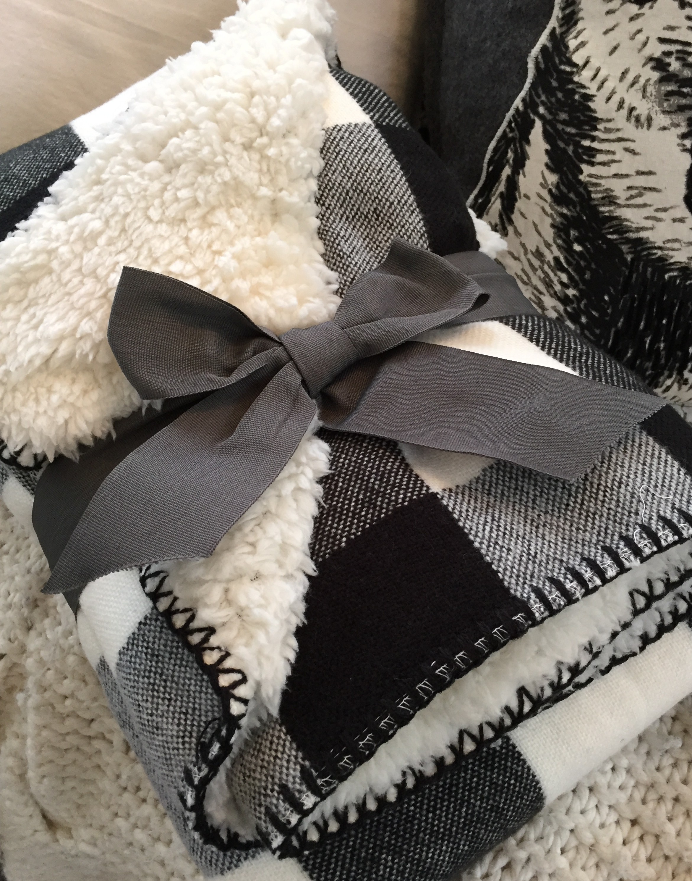 b&w plaid throw