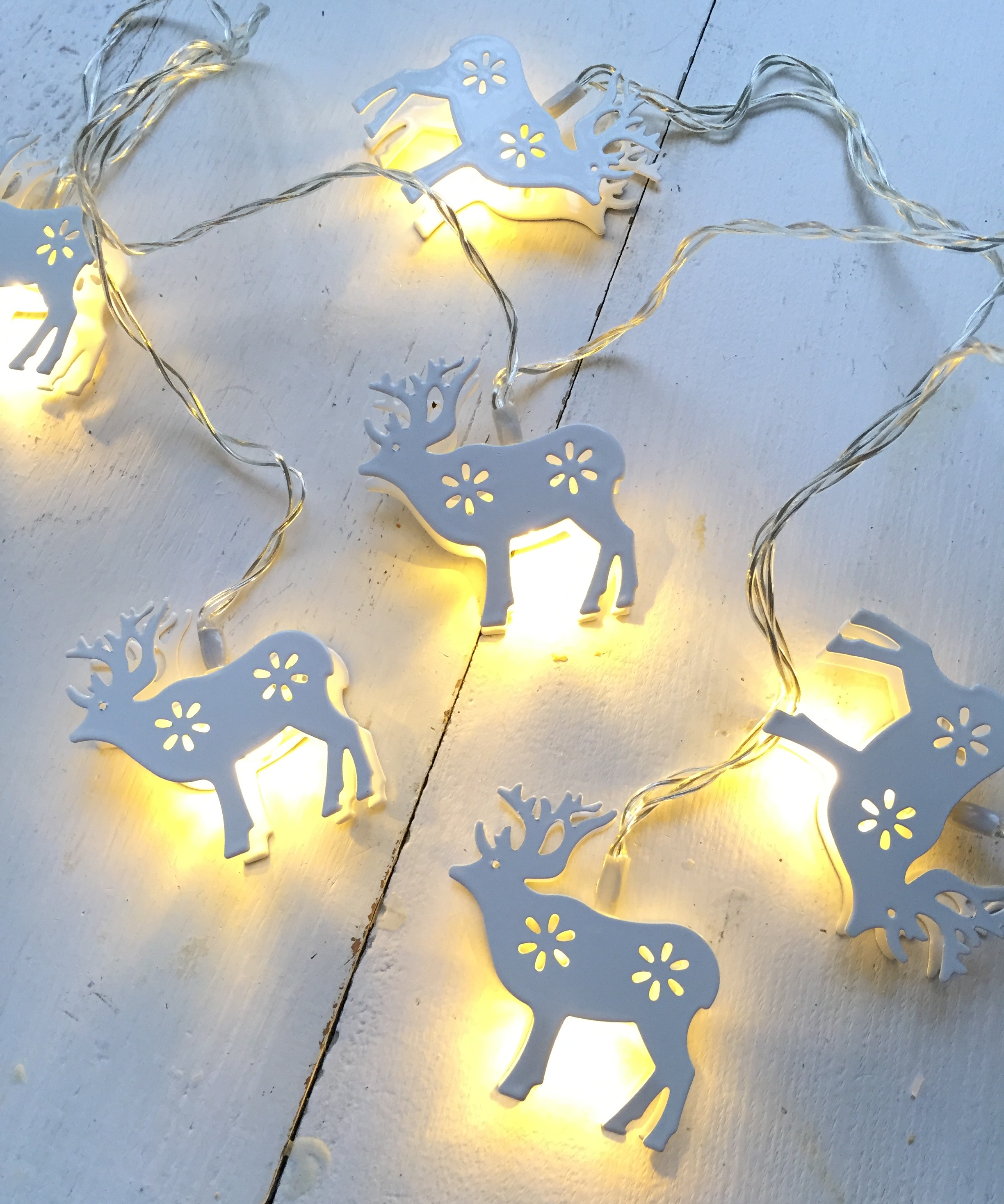 deer battery lights