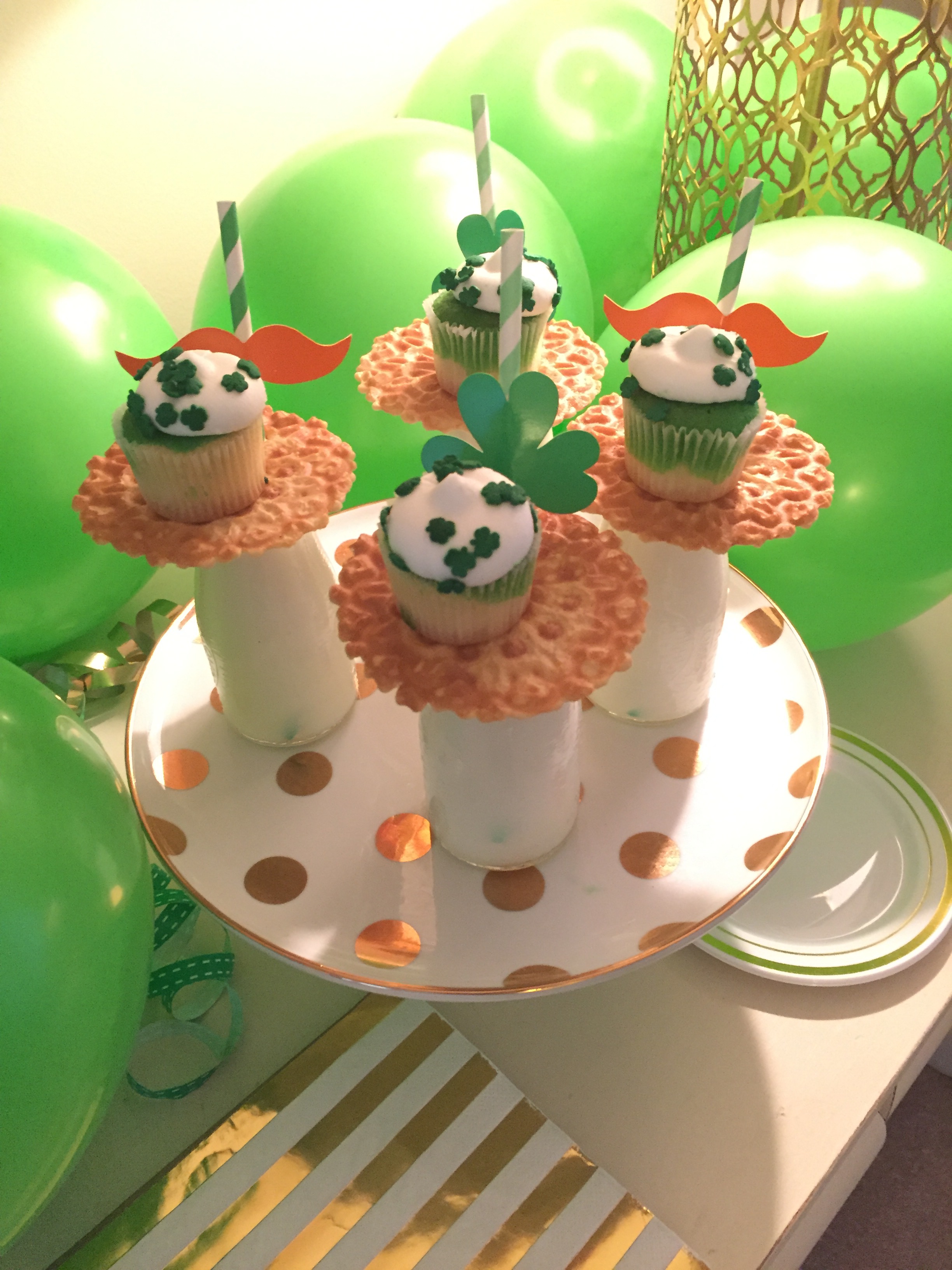 Leprechaun cakes
