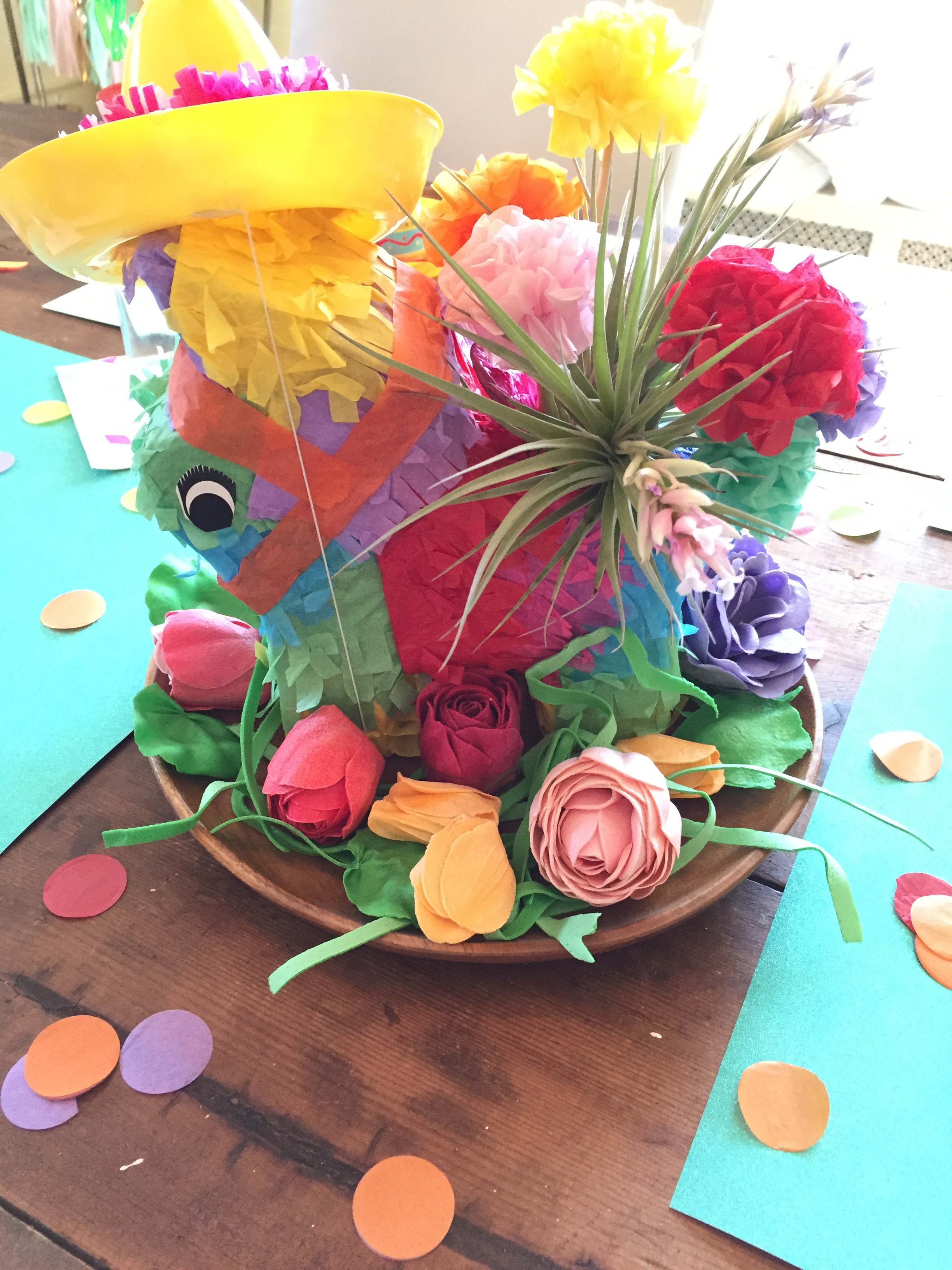 pinata centerpiece