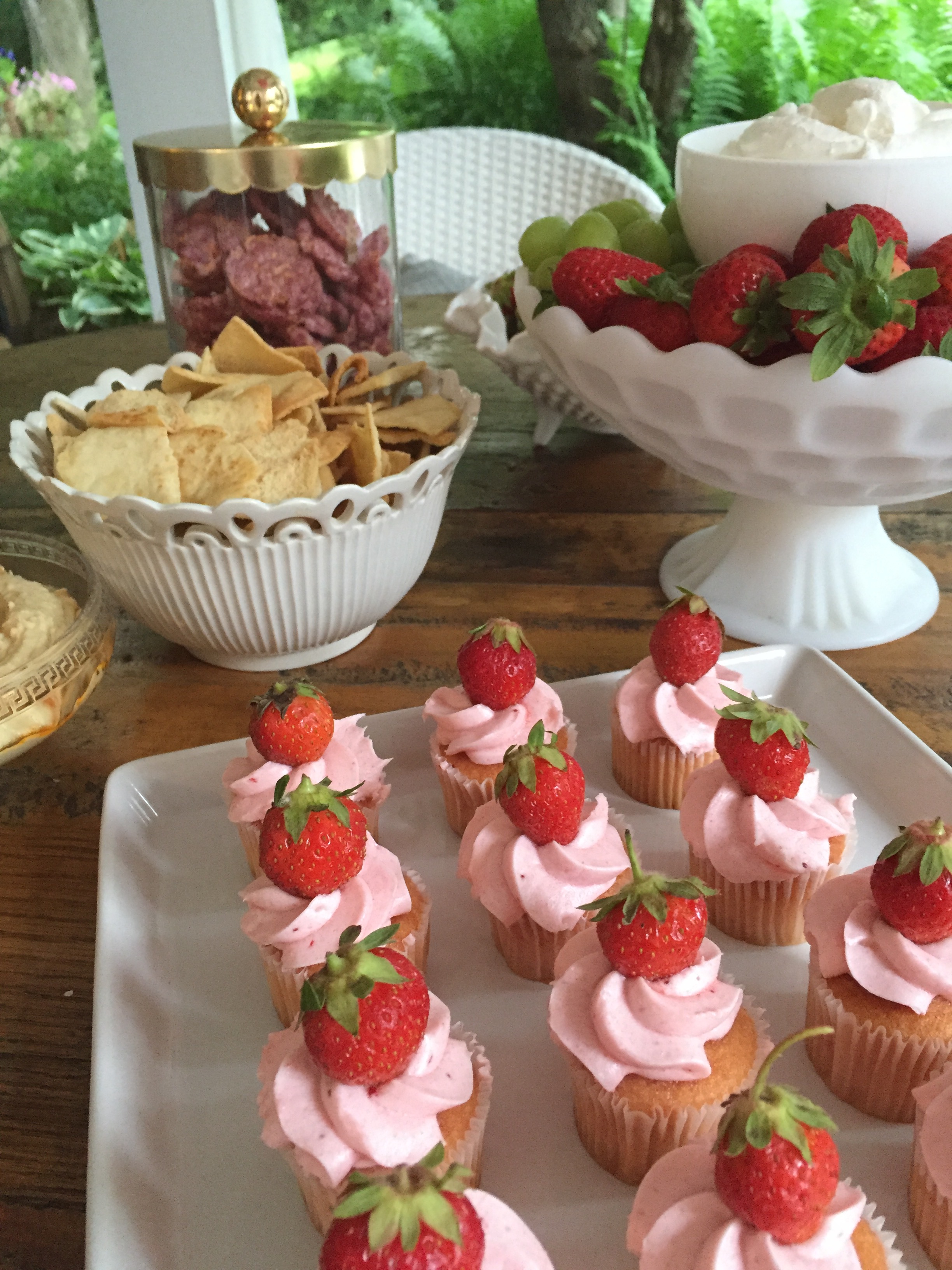 berry cupcakes