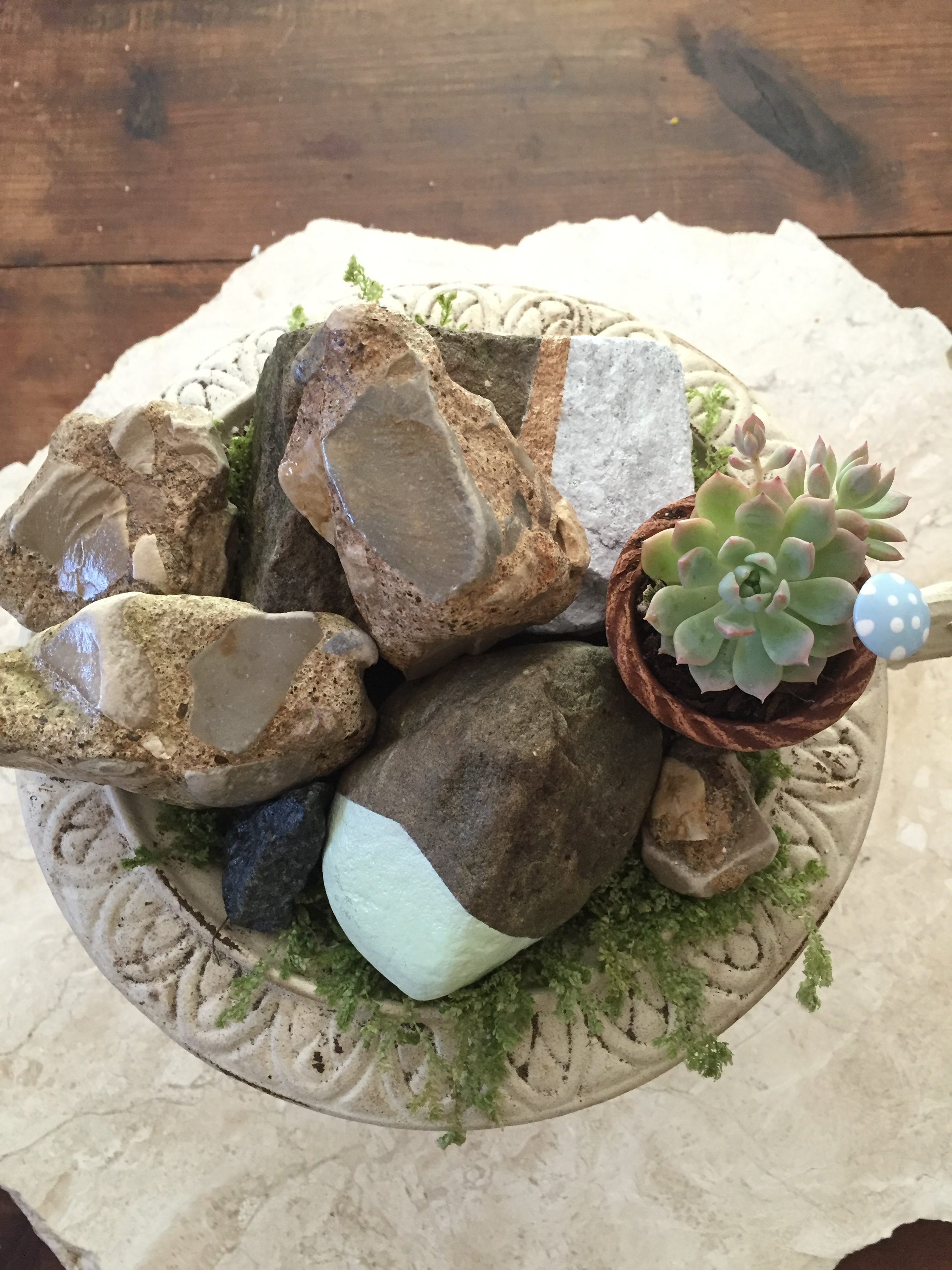 rock centerpiece