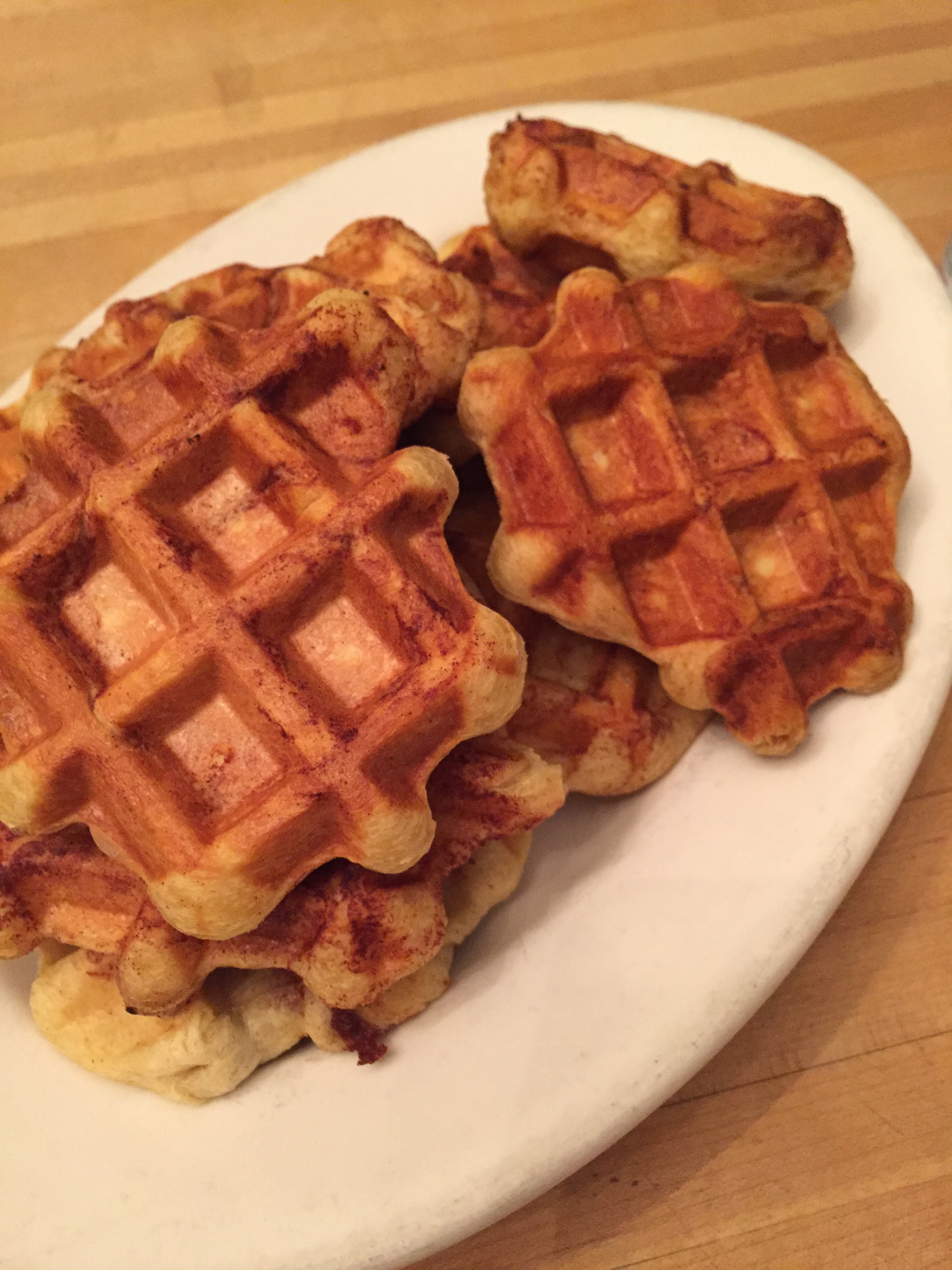 cinnamon roll waffles