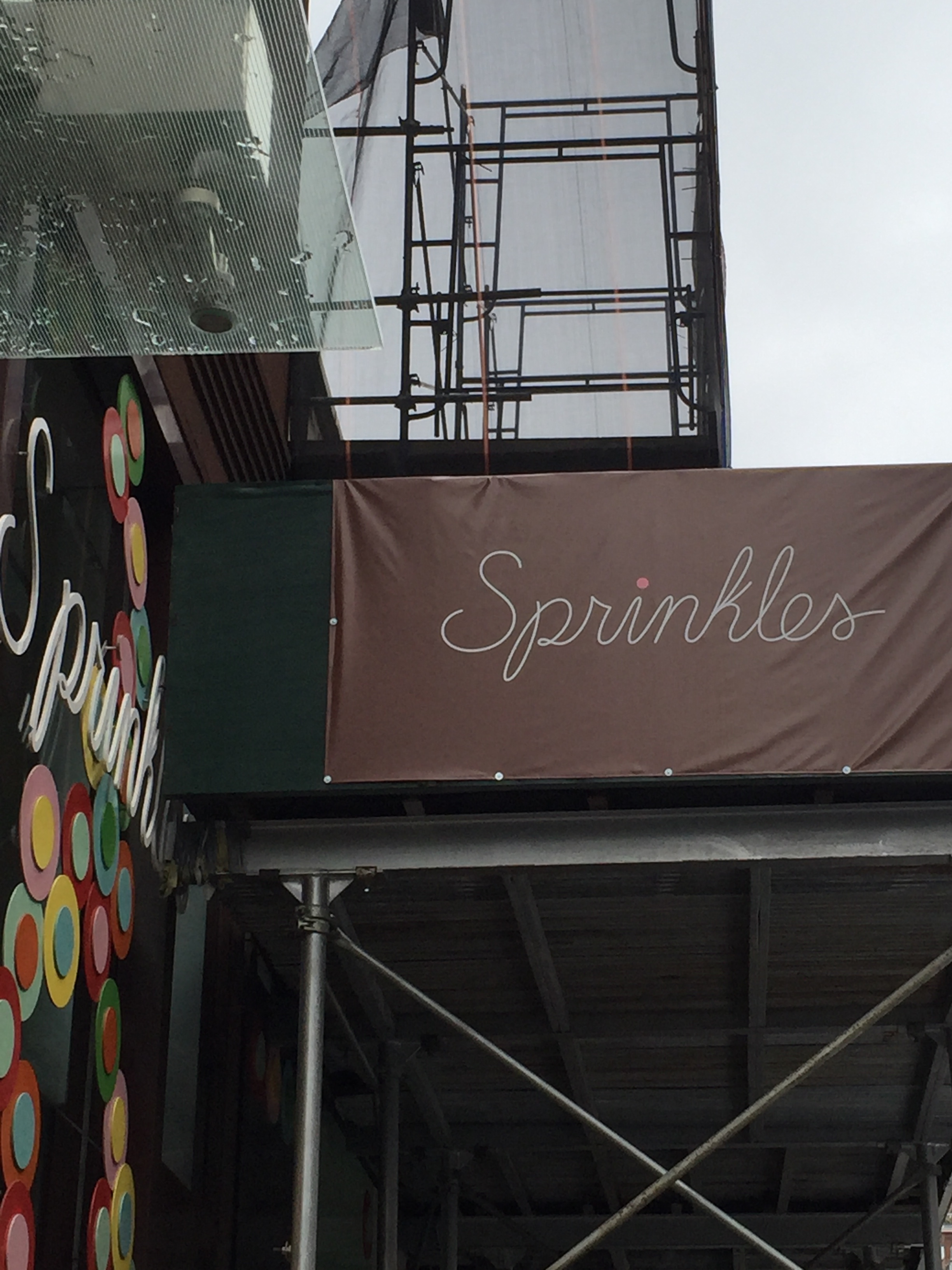 sprinkles cupcakes