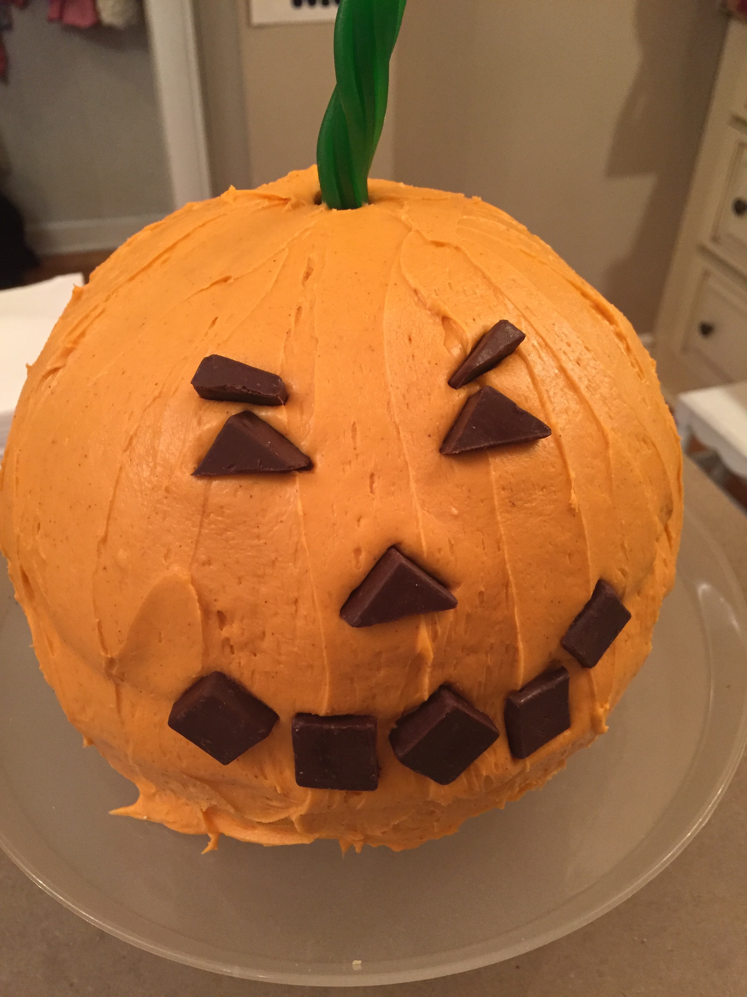 jack-o-lantern cake