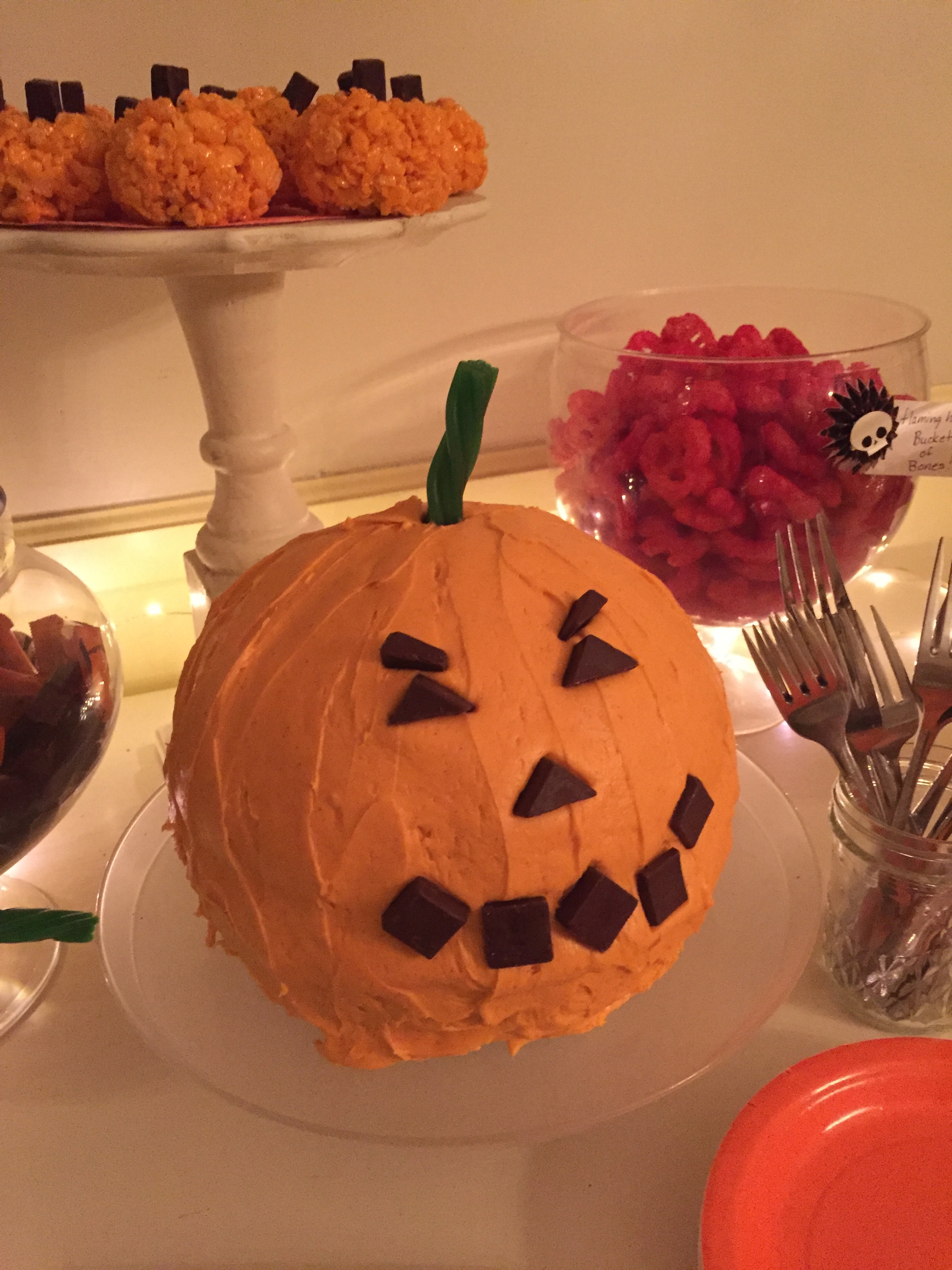 jack-o-lantern cake