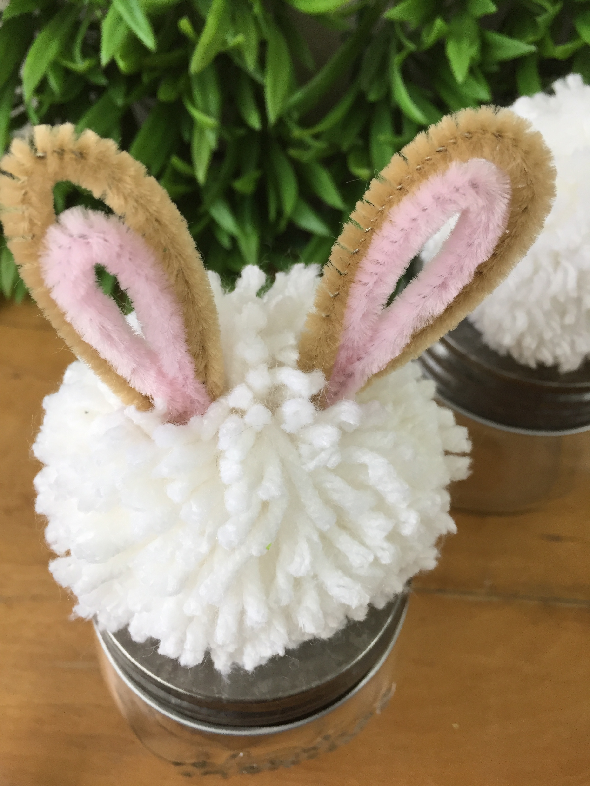 DIY bunny topper