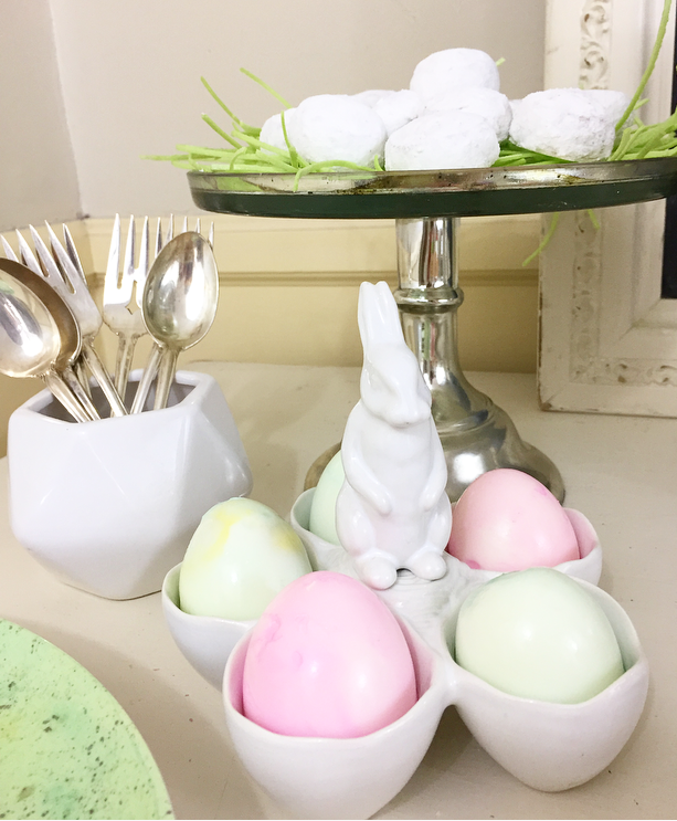 pastel hard boiled eggs