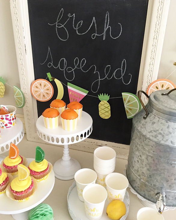 tutti frutti treat table