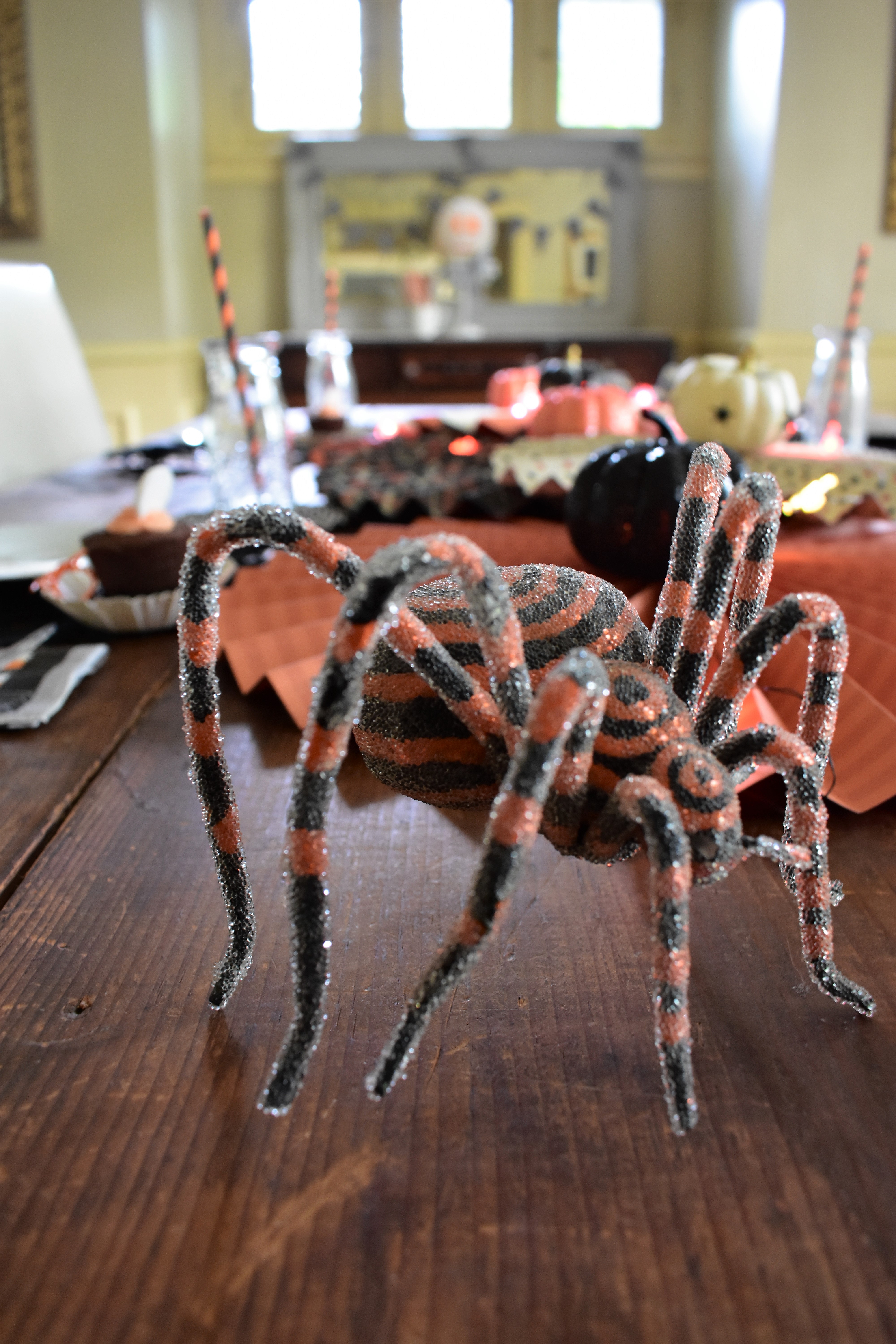 Halloween tabletop decorations