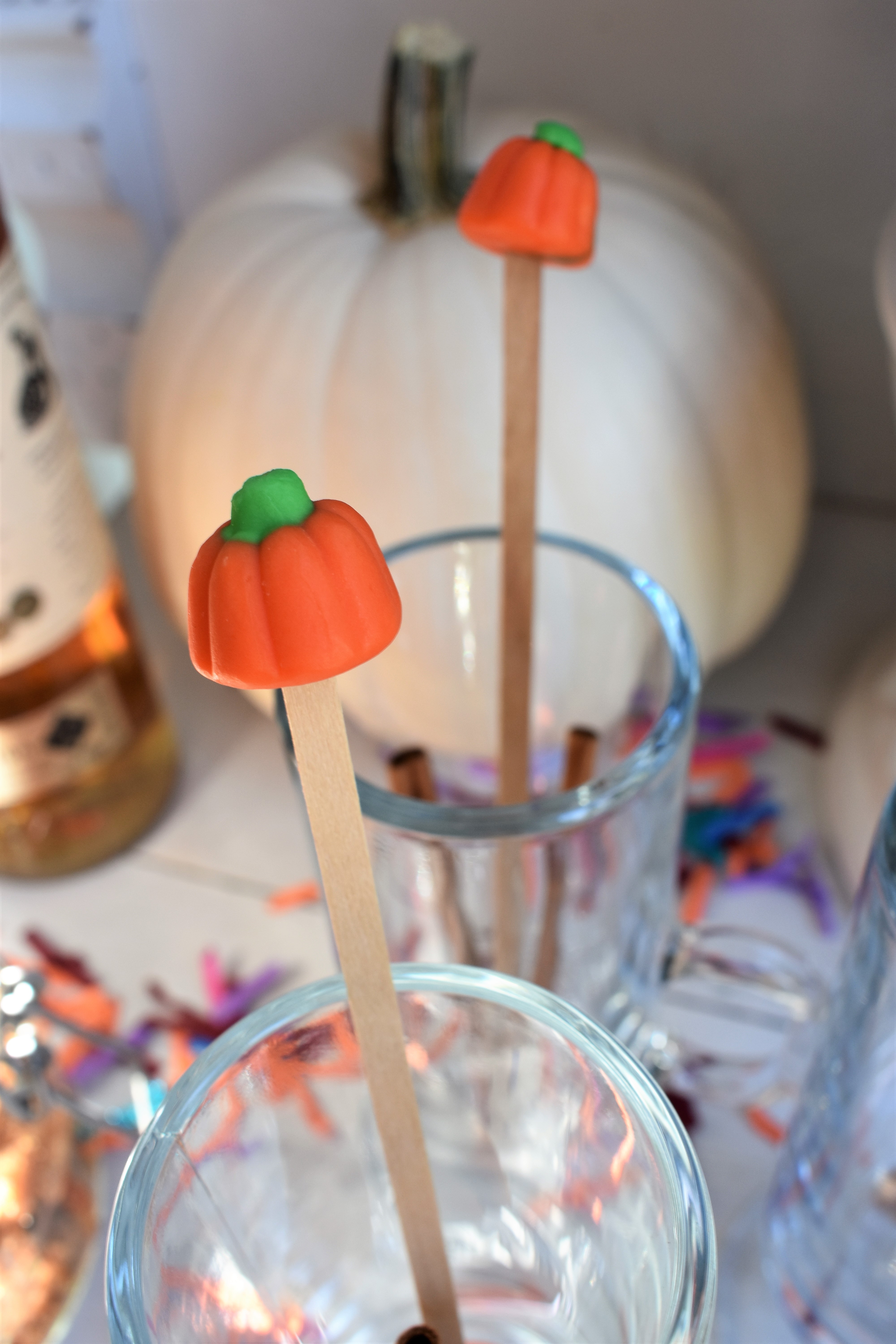 pumpkin decorating party drinks