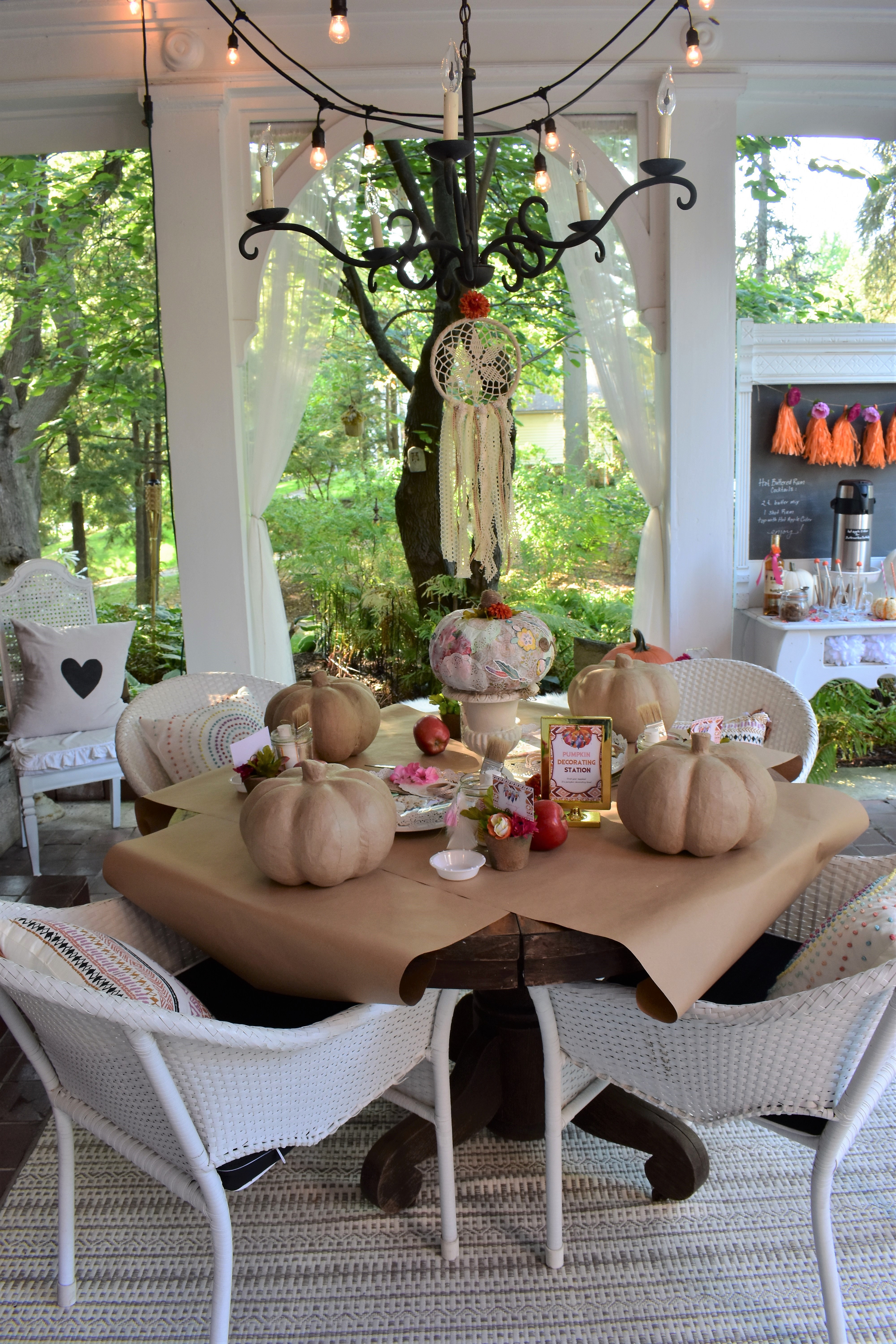 pumpkin decorating party