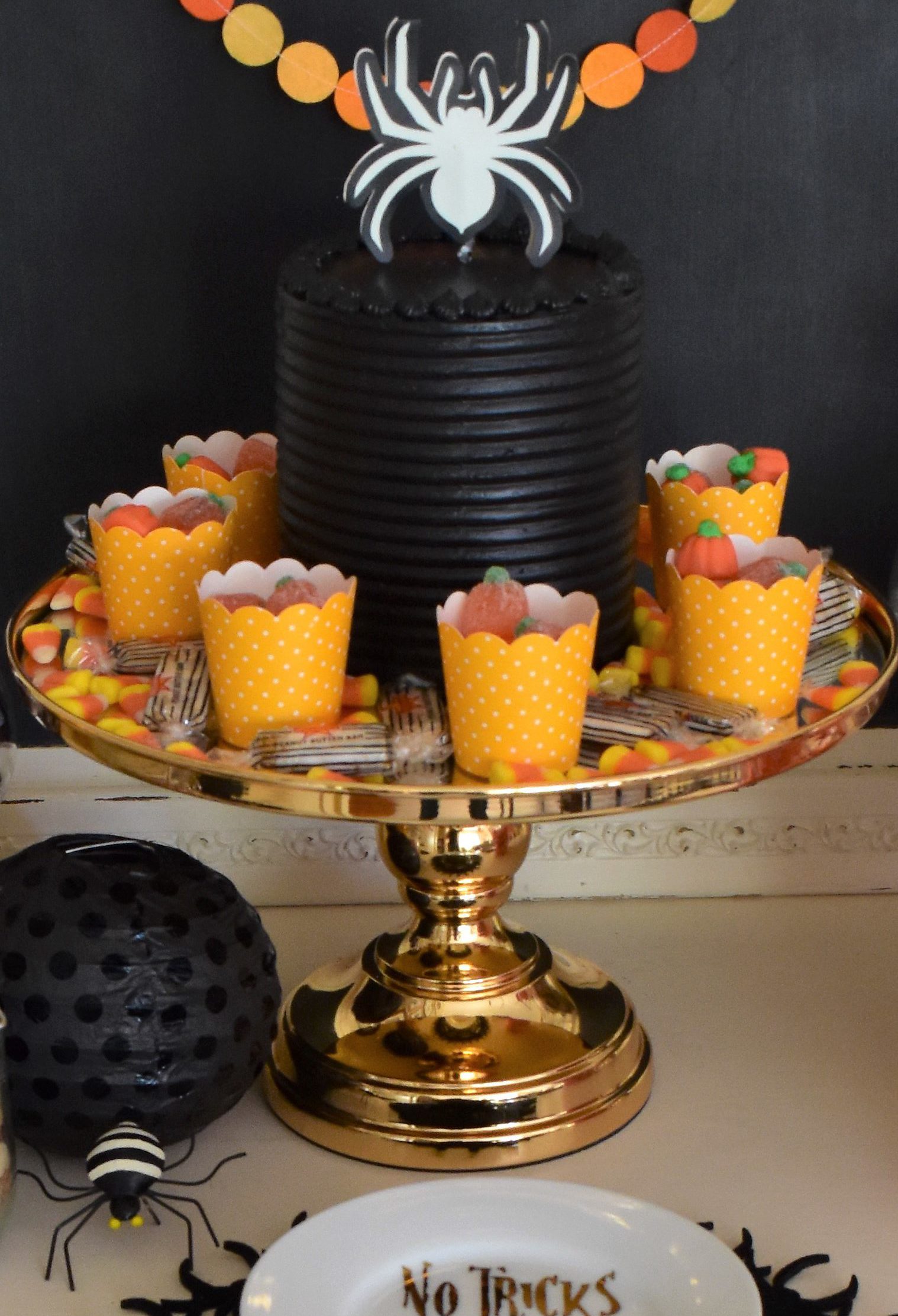 Halloween dessert table