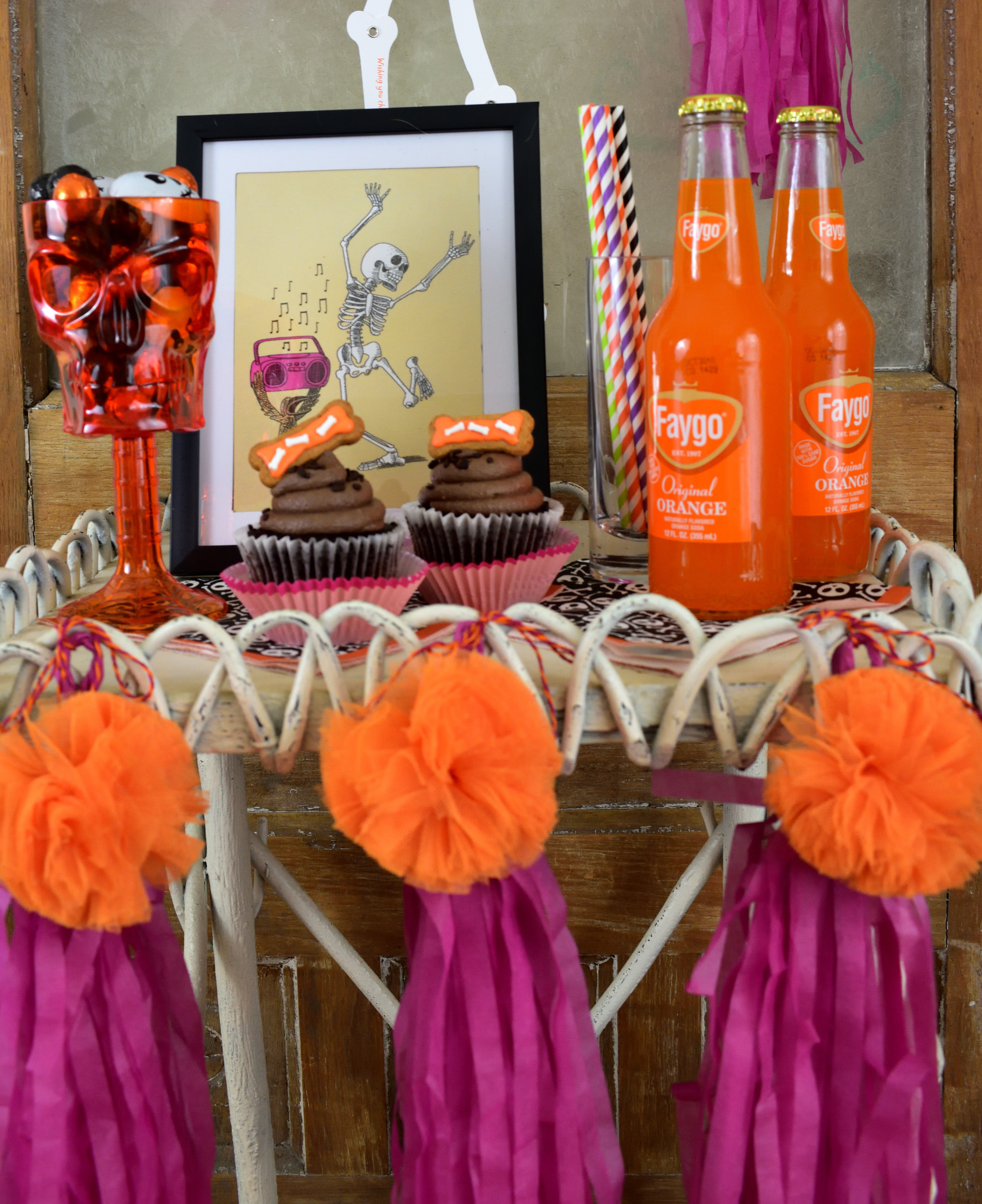 Halloween dessert table