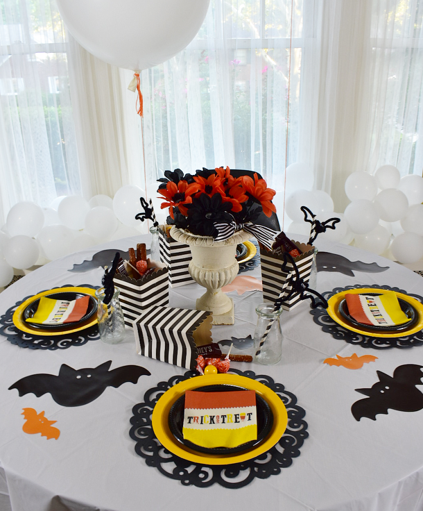 Halloween treat bar