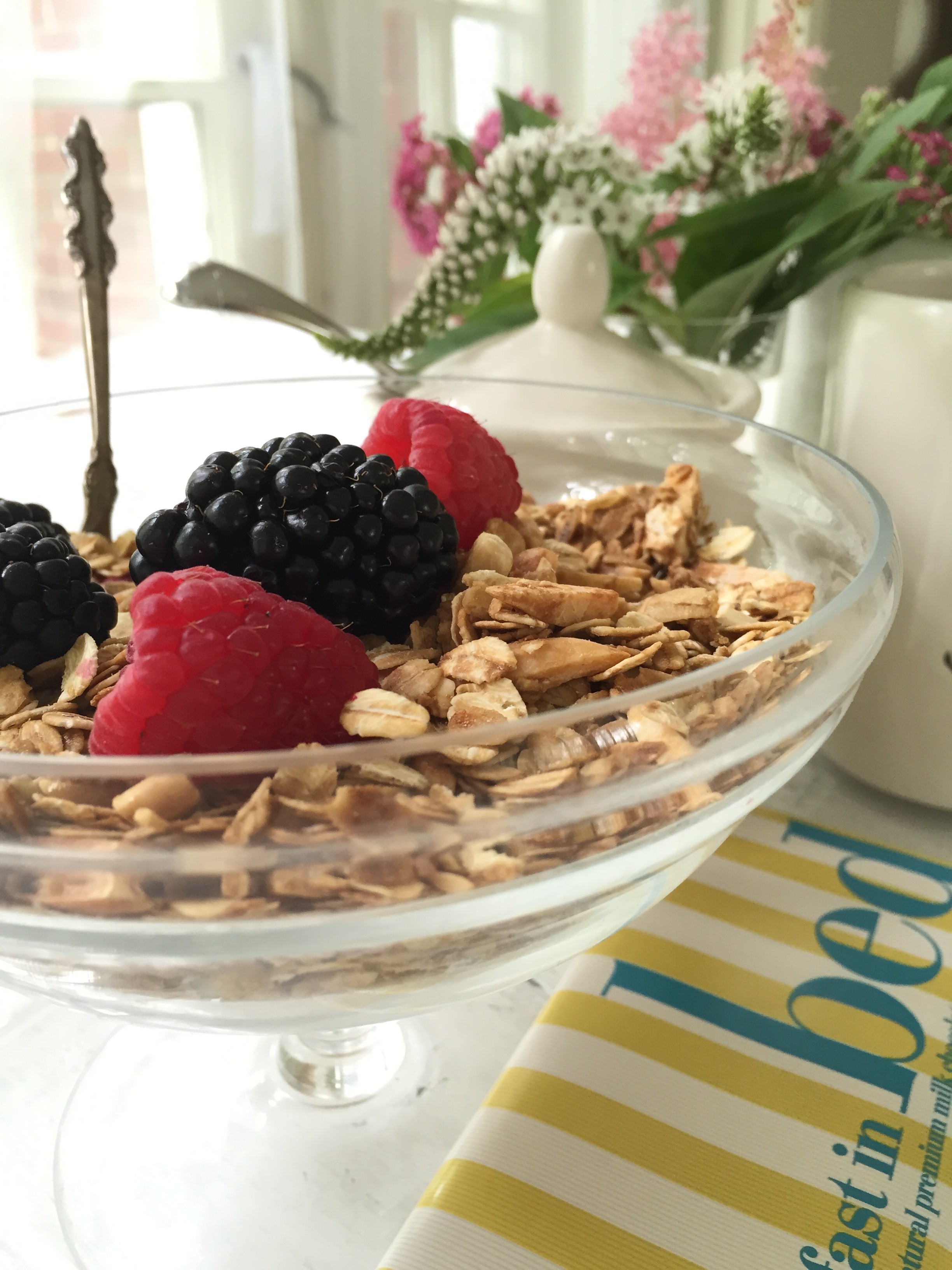 breakfast tray