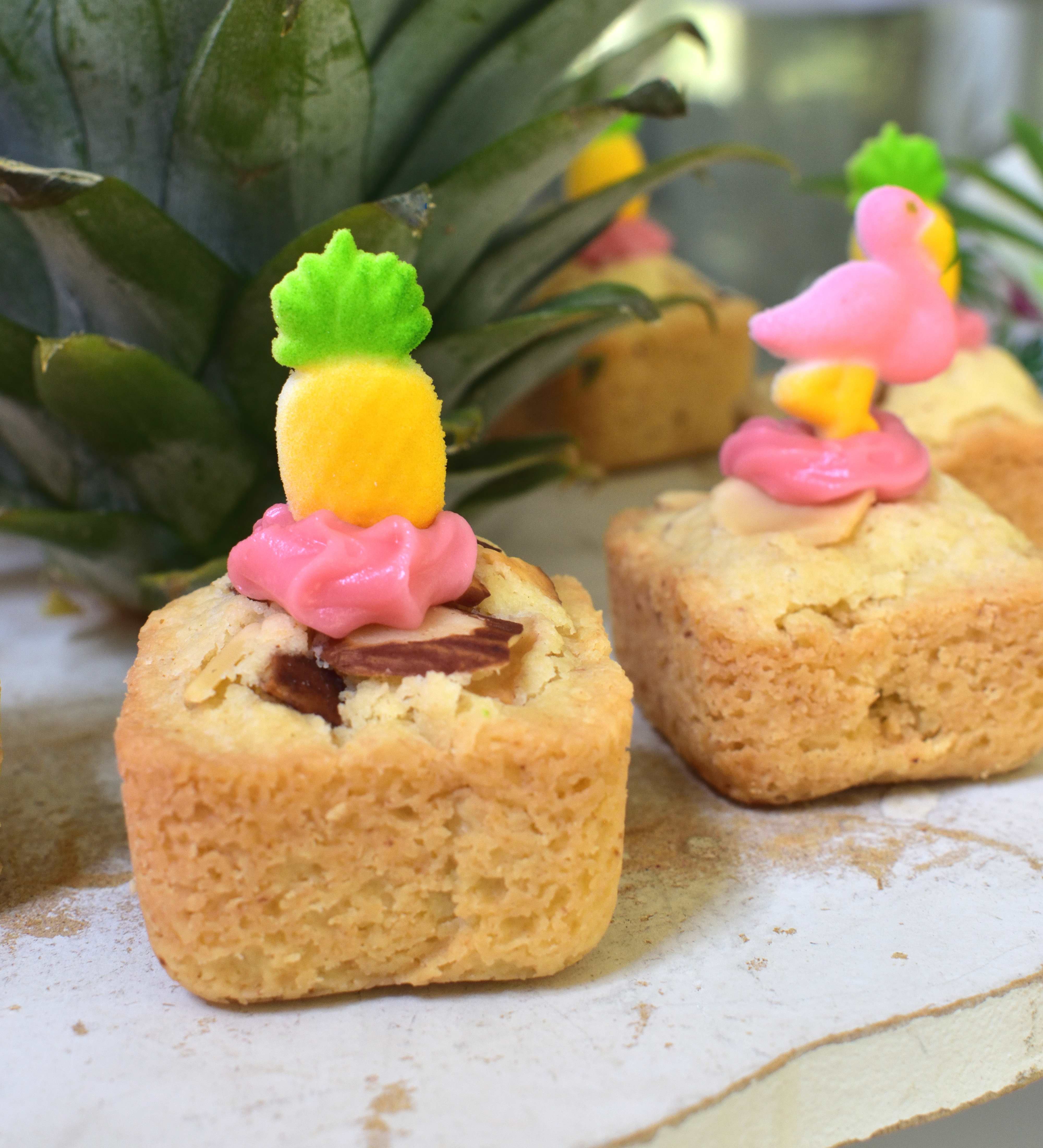 pineapple party treats