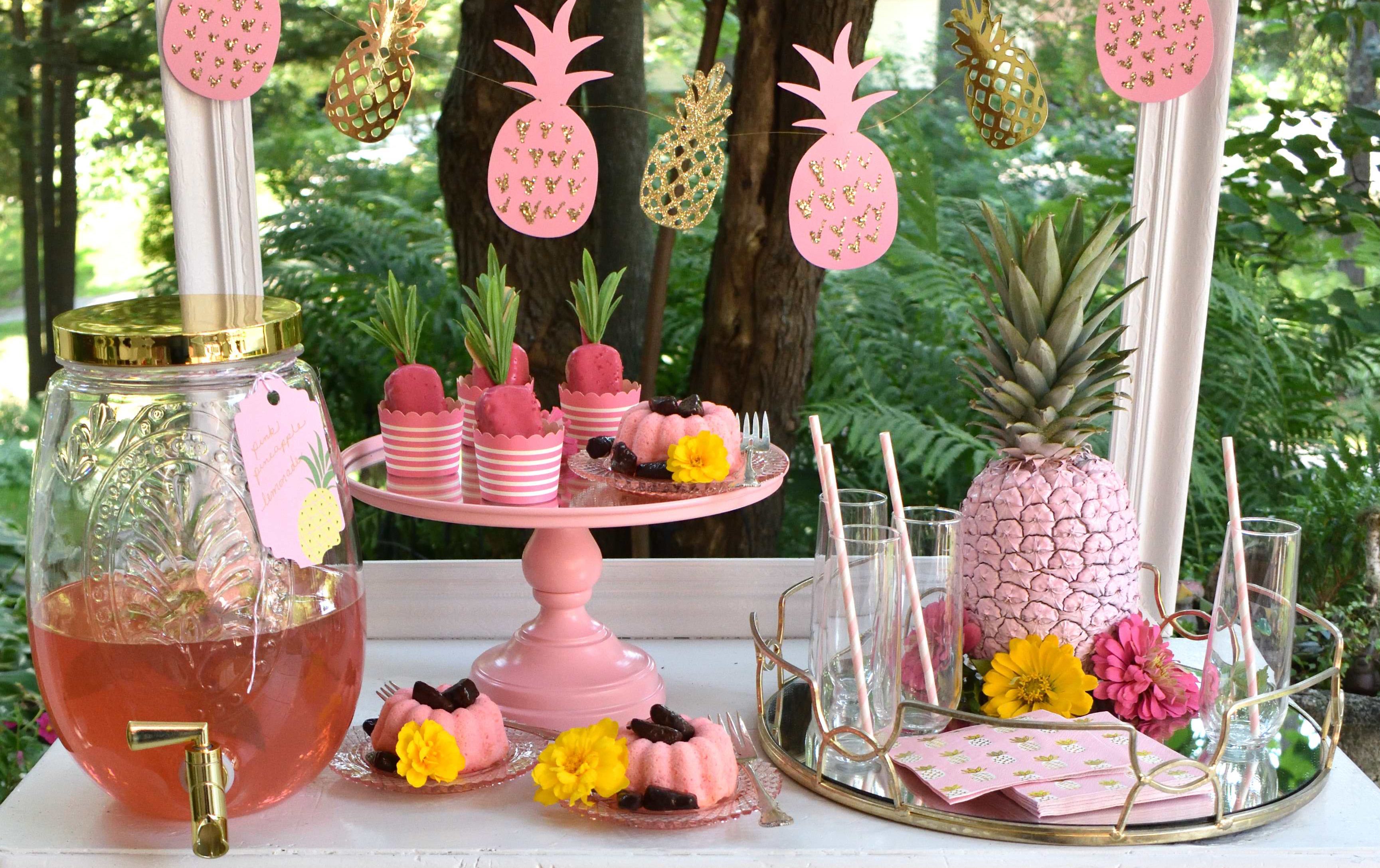 Pineapple party ideas for summer fun! See some festive color options!