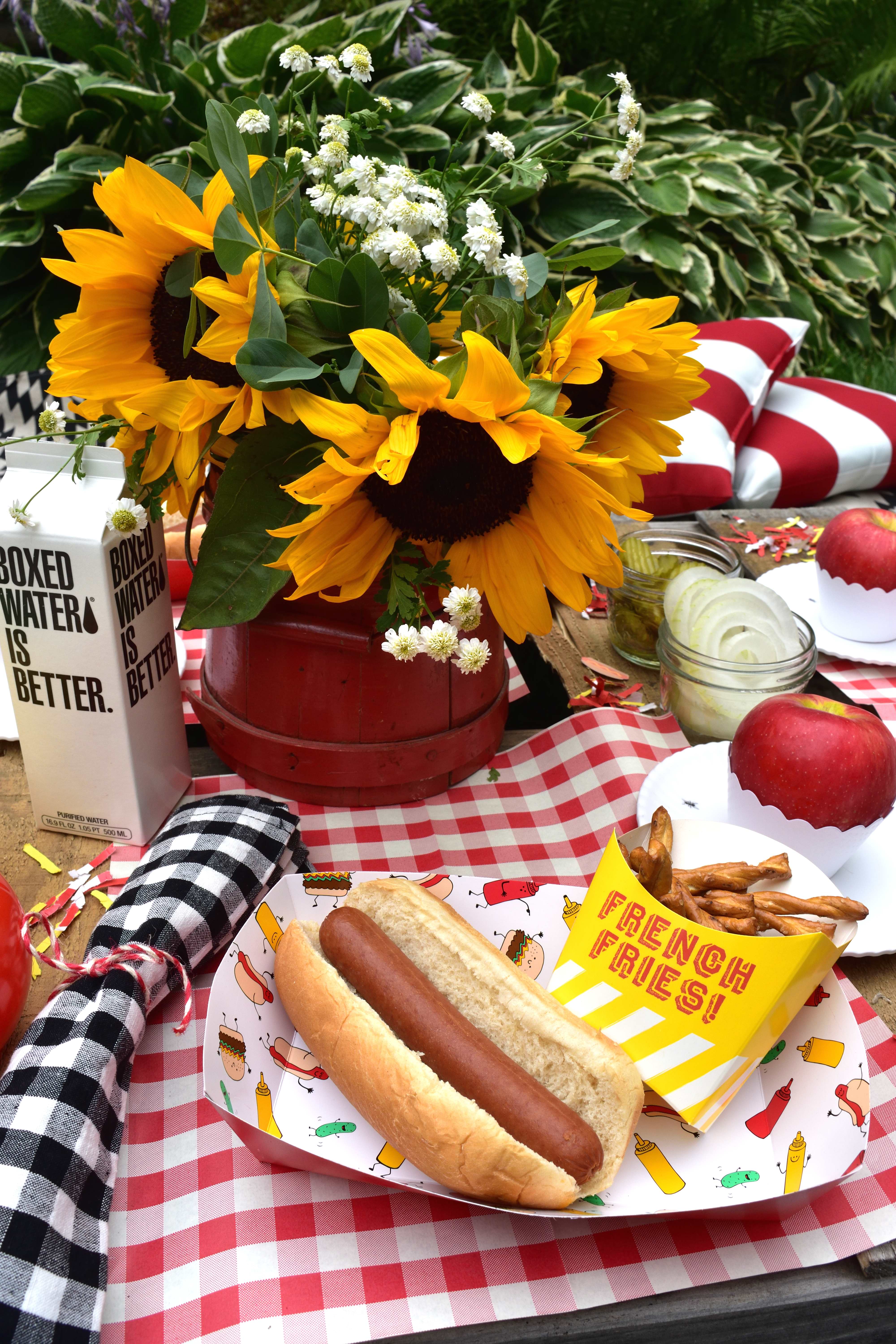 backyard picnic food