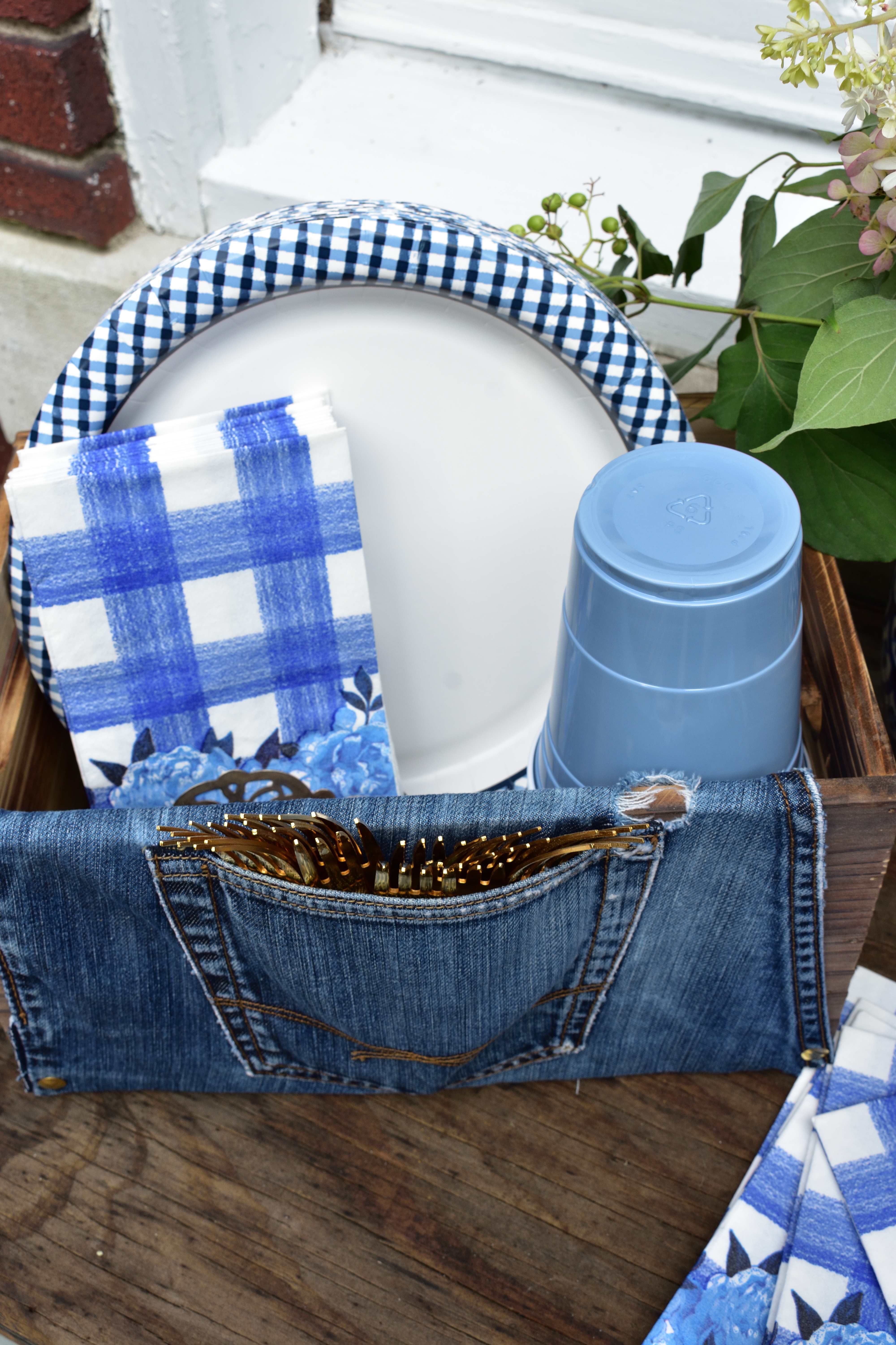 DIY denim utensil box