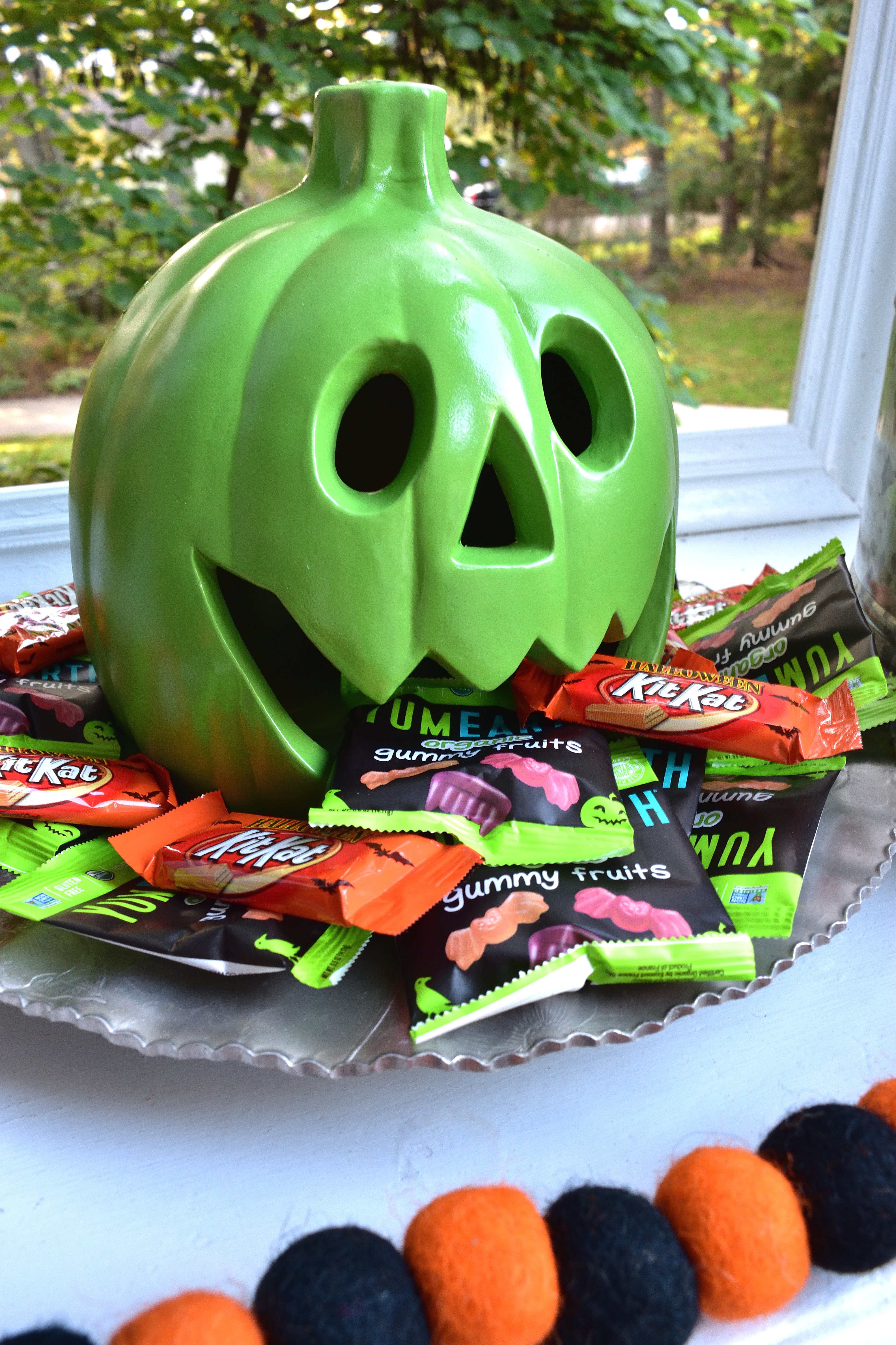 Halloween treat table