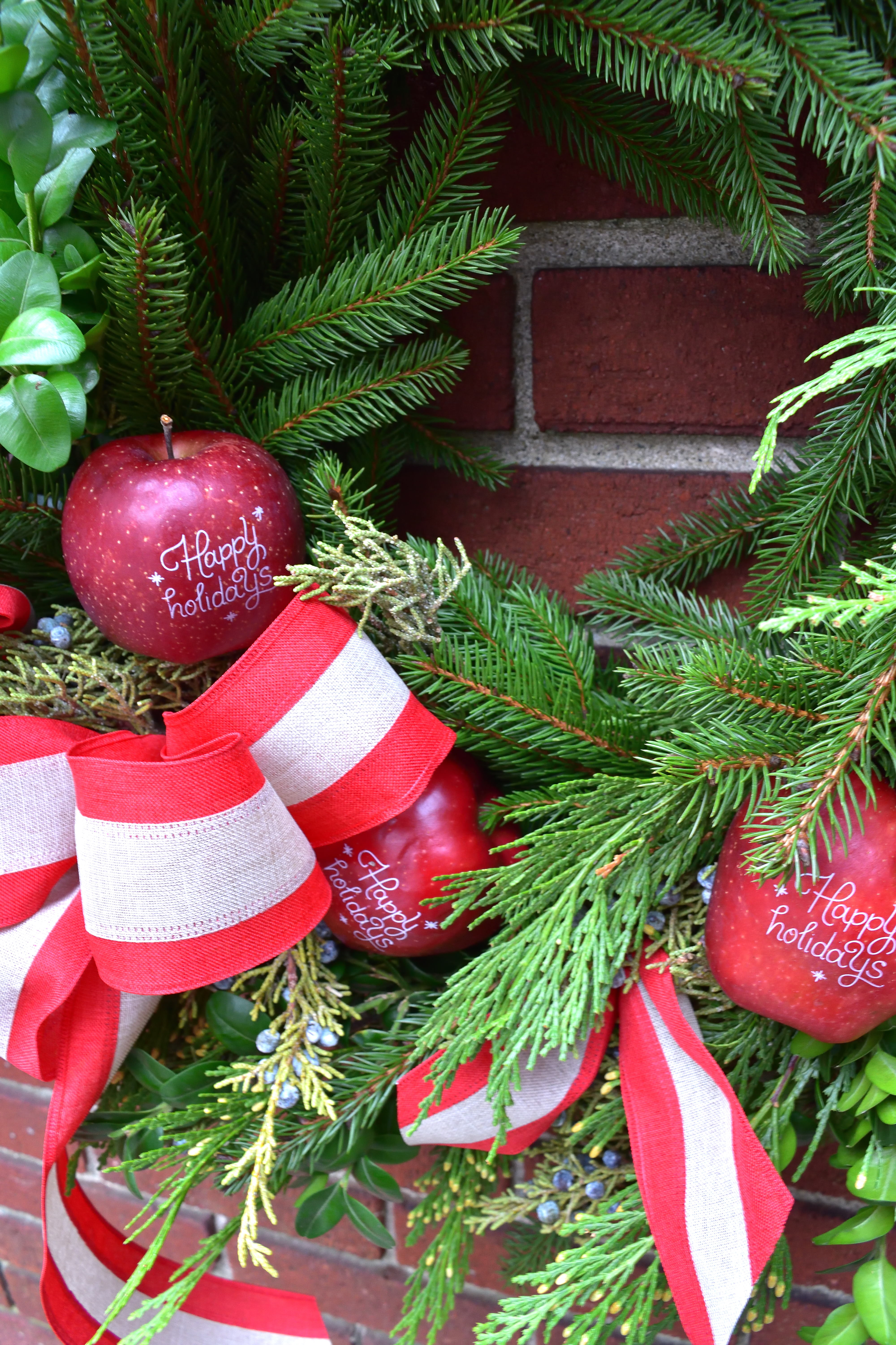 holiday wreath DIY