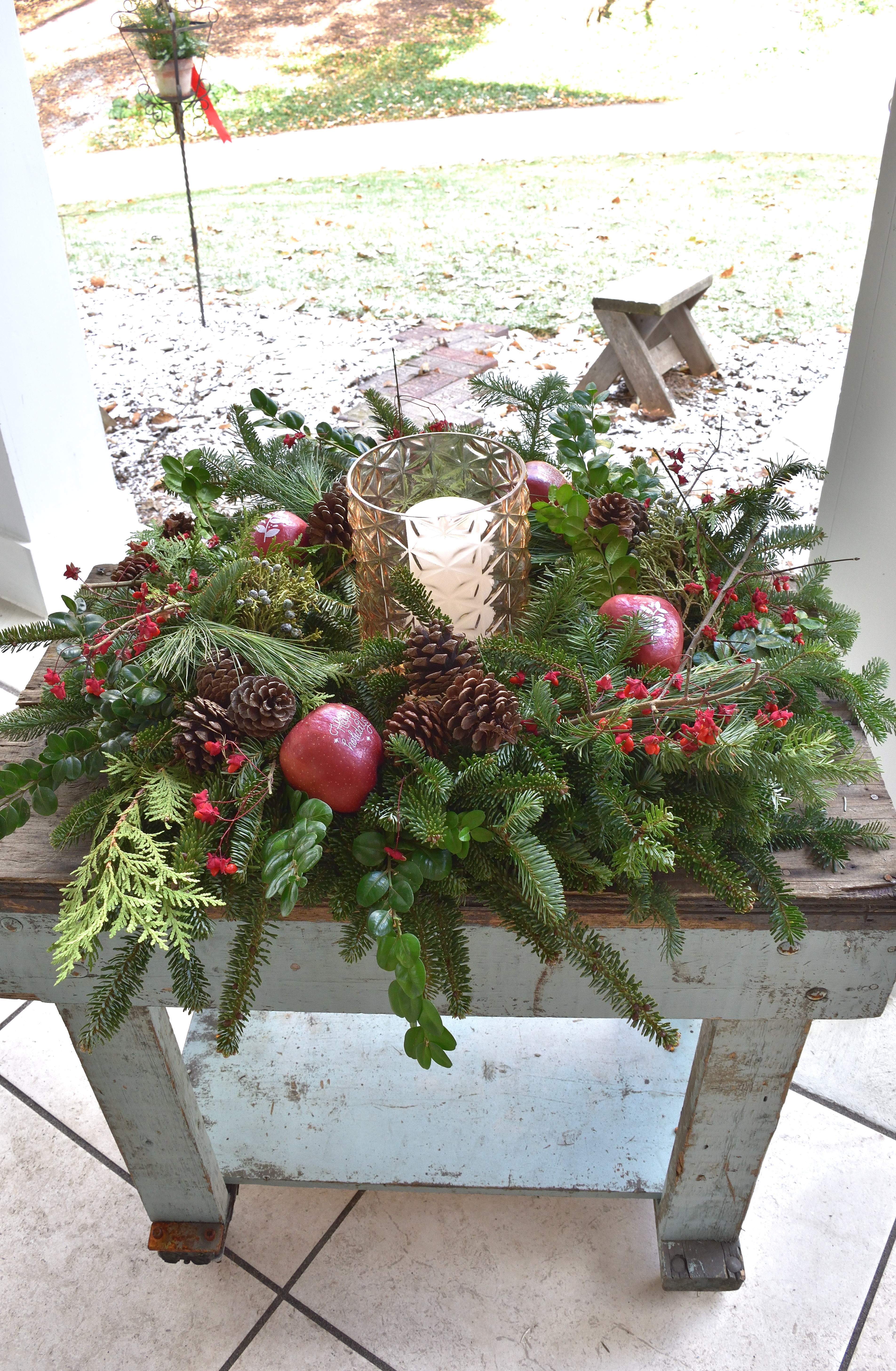 holiday tabletop wreath diy