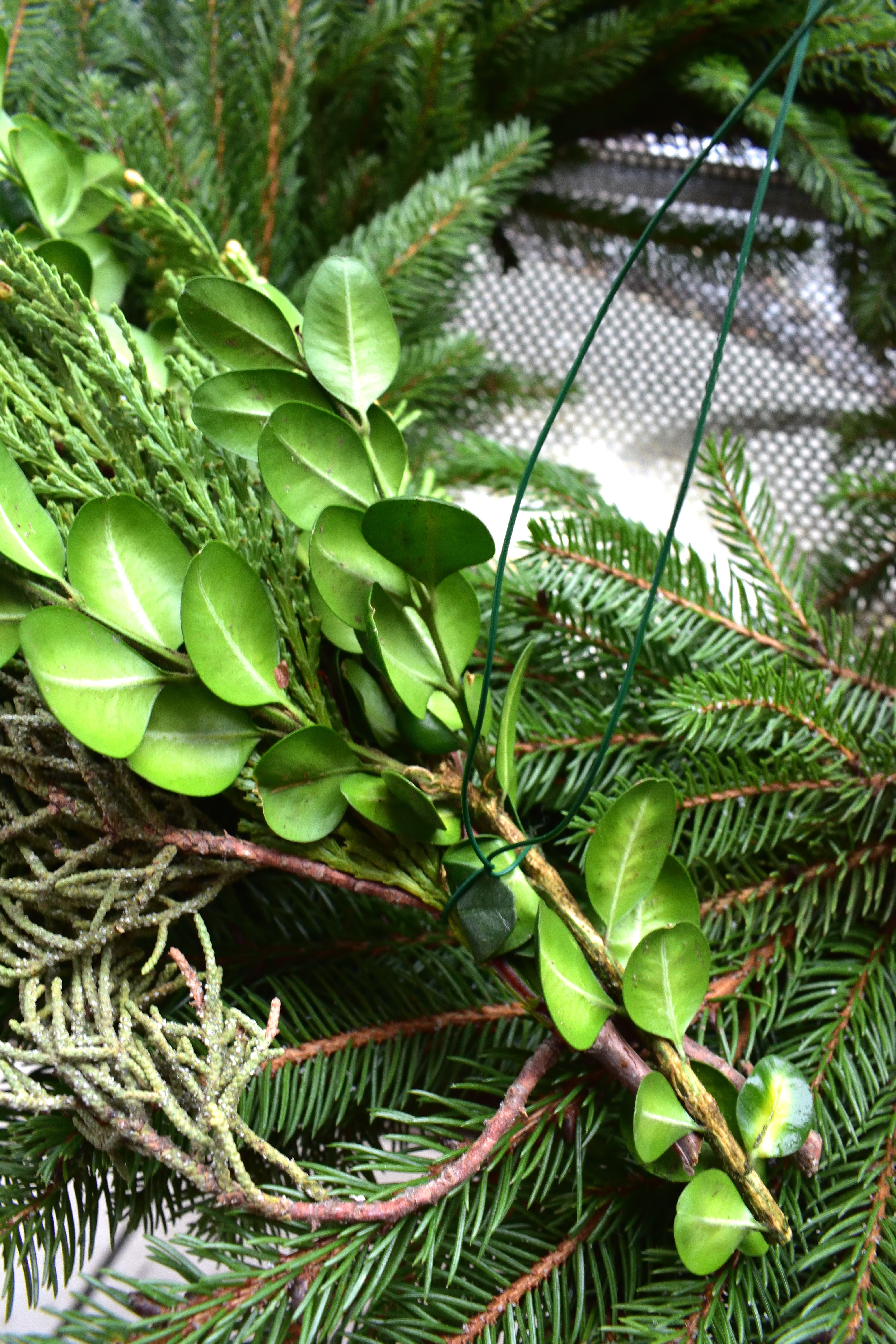 holiday wreath DIY