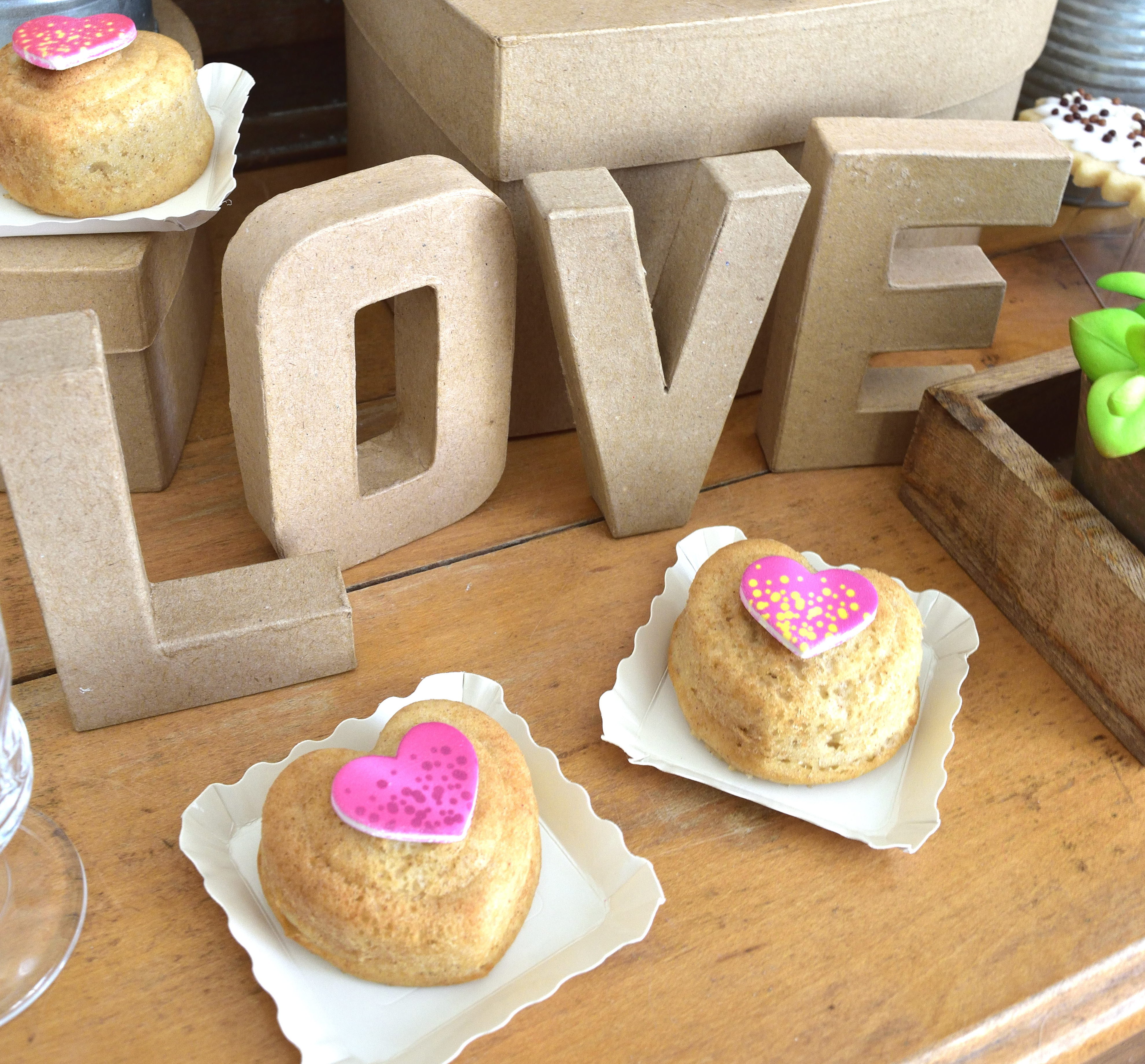 valentine treat table