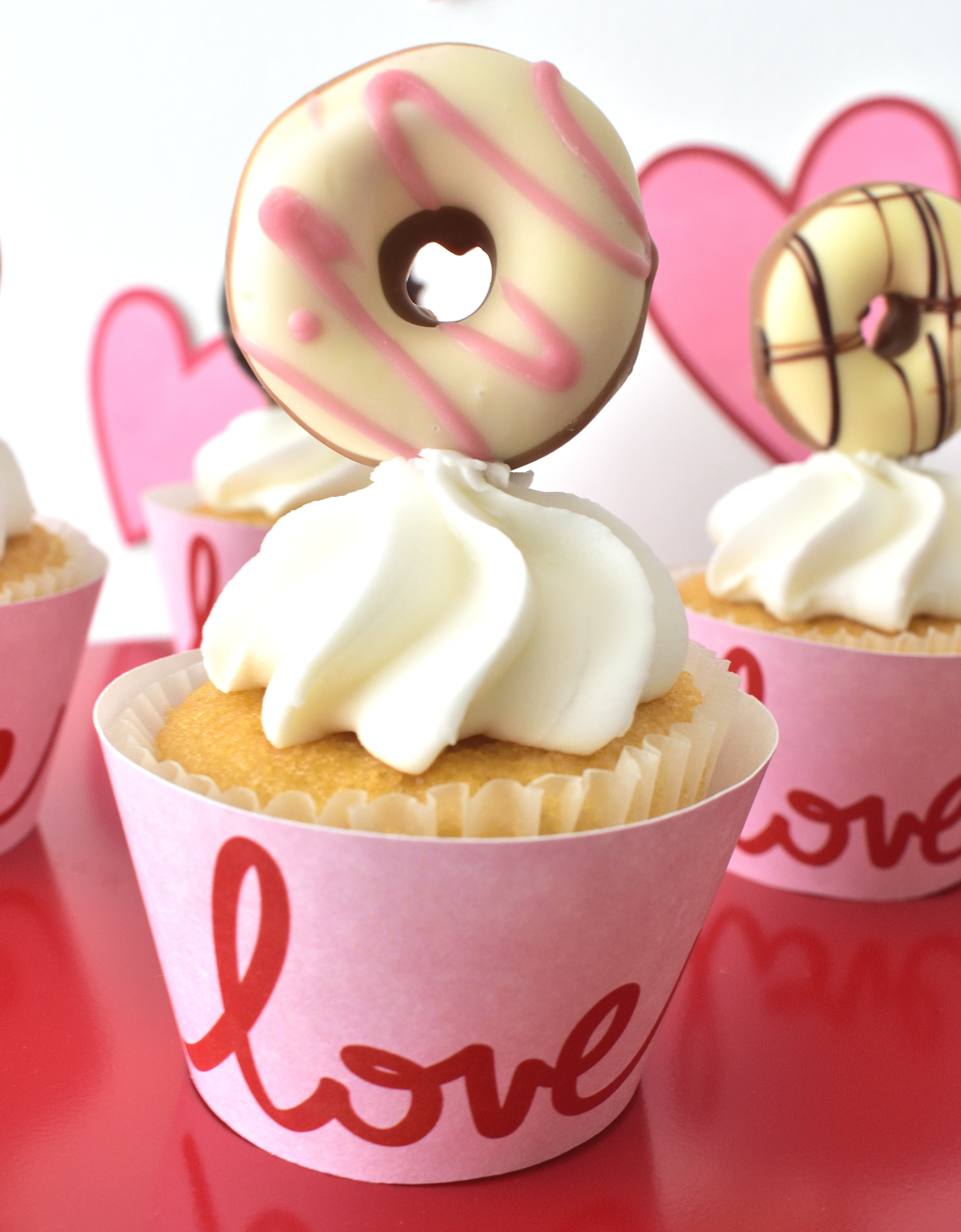 doughnut valentine treats