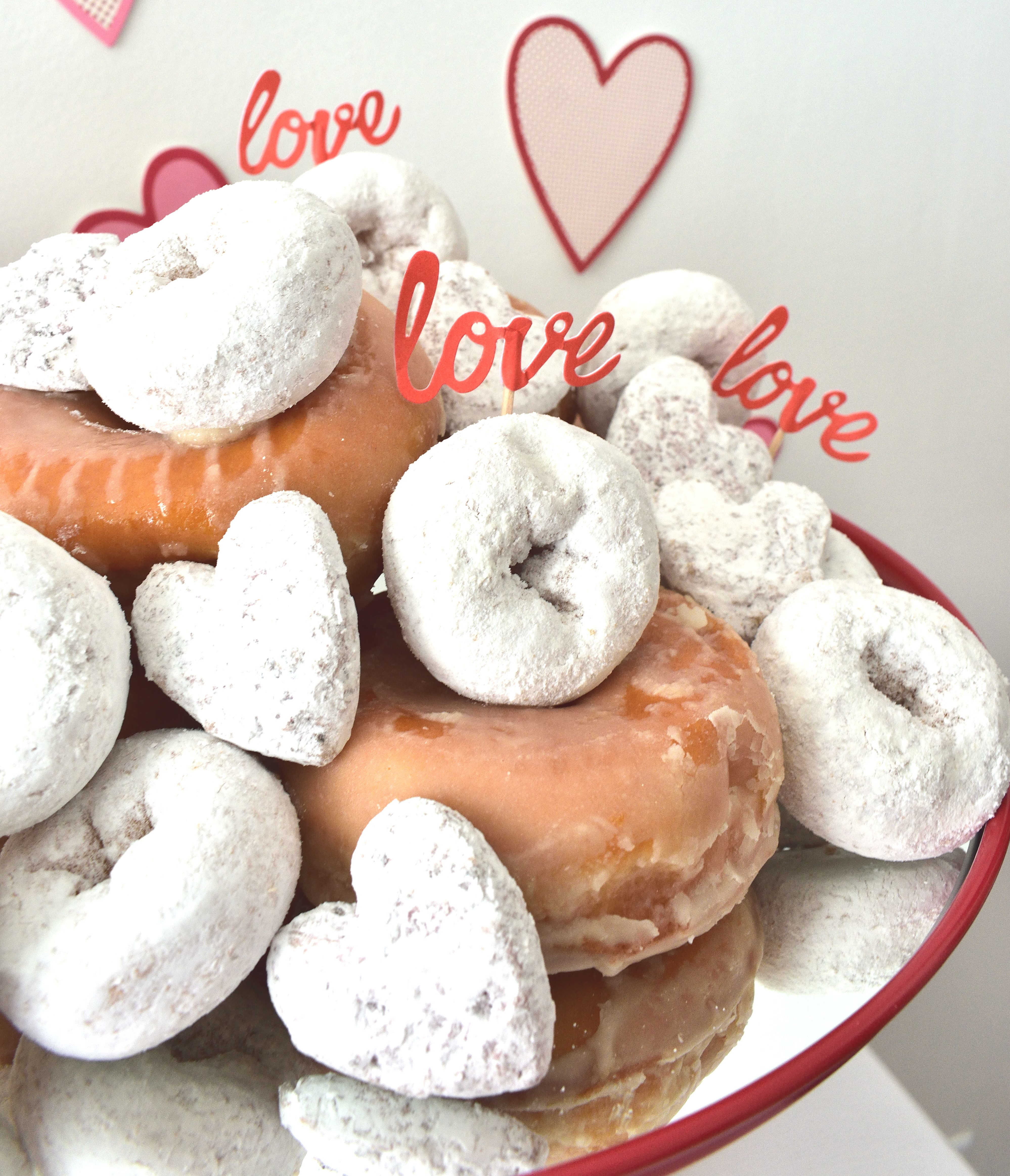 doughnut valentine treats