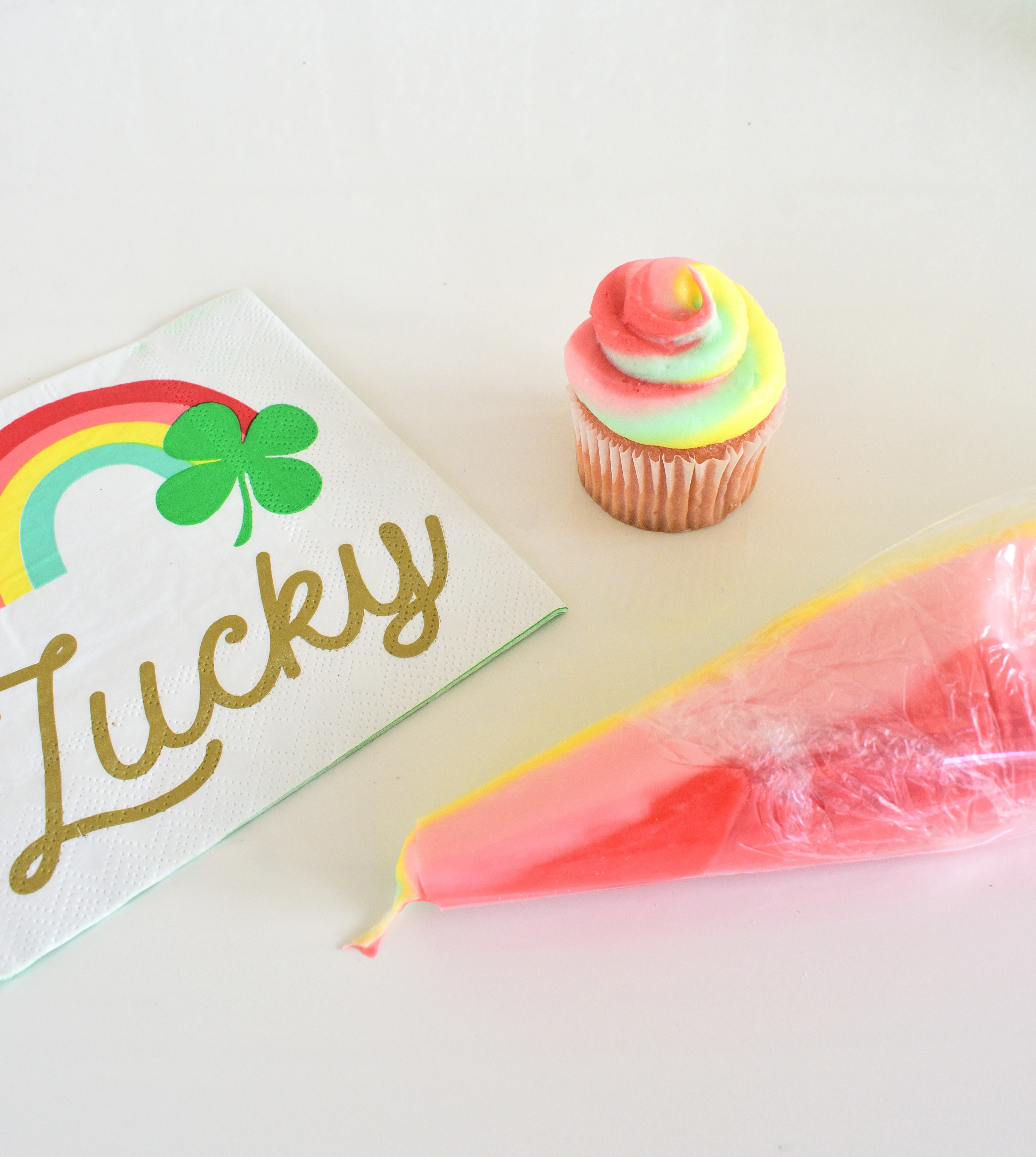 st. patrick' day cupcakes