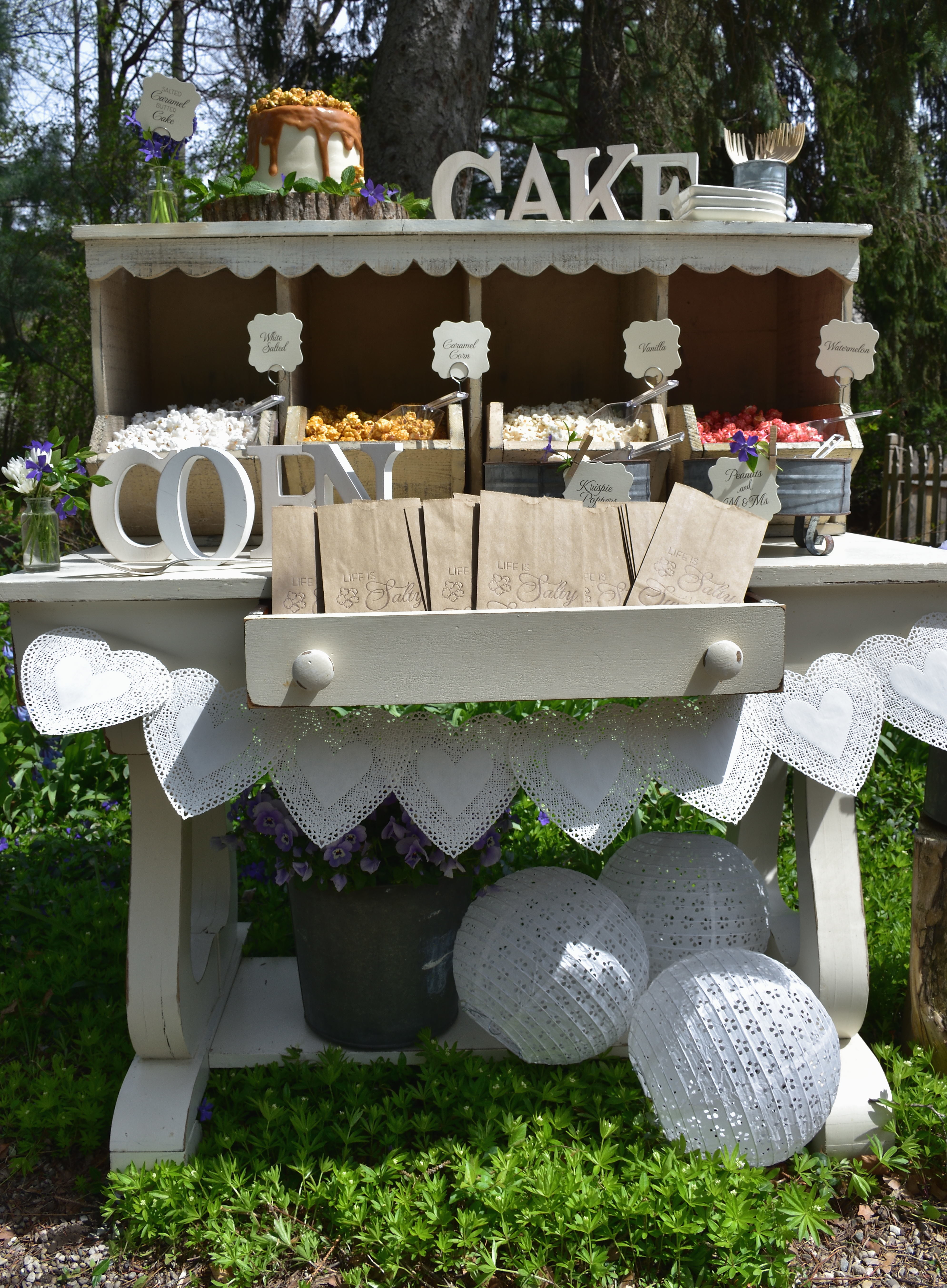 wedding popcorn bar