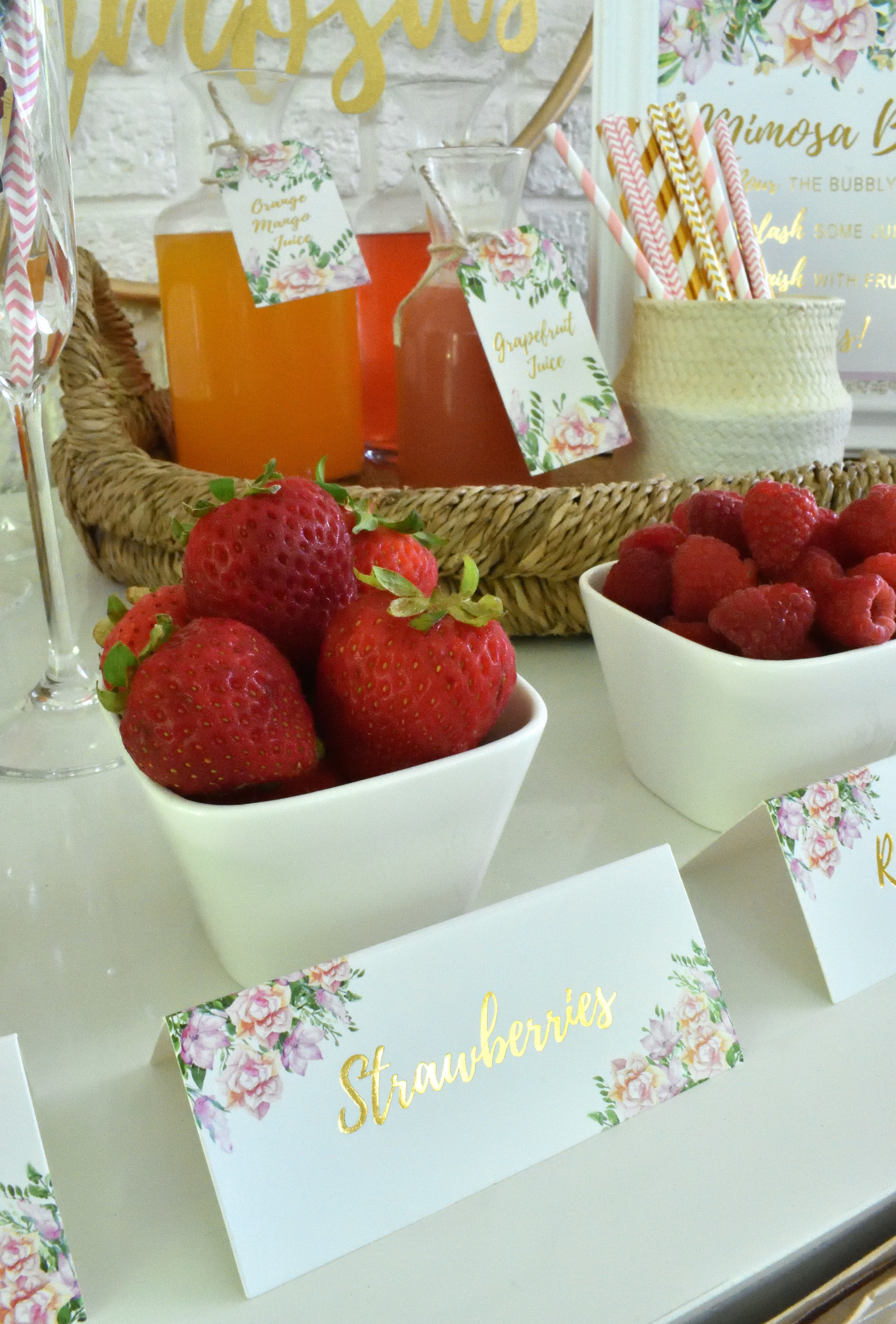 Easy mimosa bar styling that's perfect for any festive event!