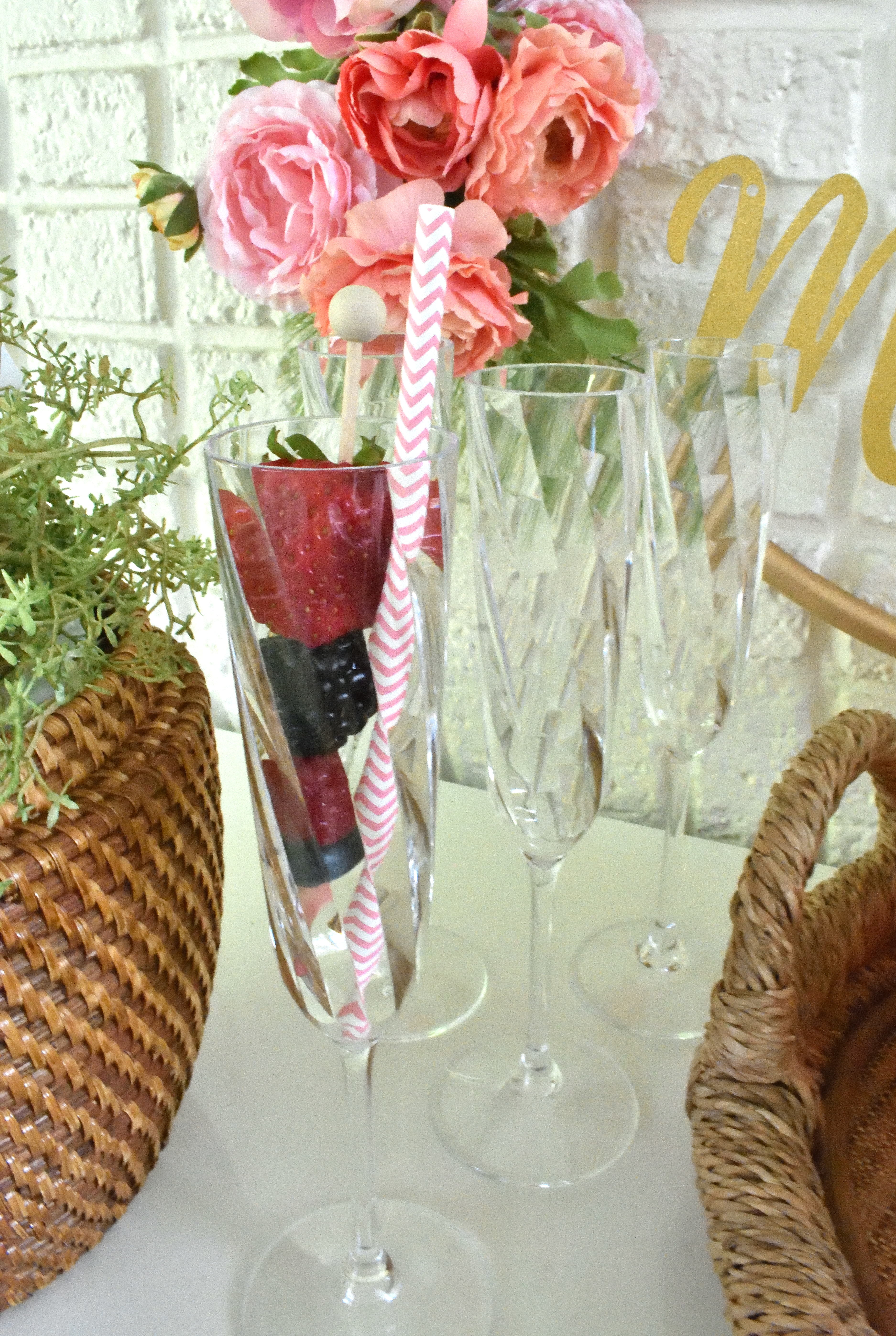 Easy mimosa bar styling that's perfect for any festive event!