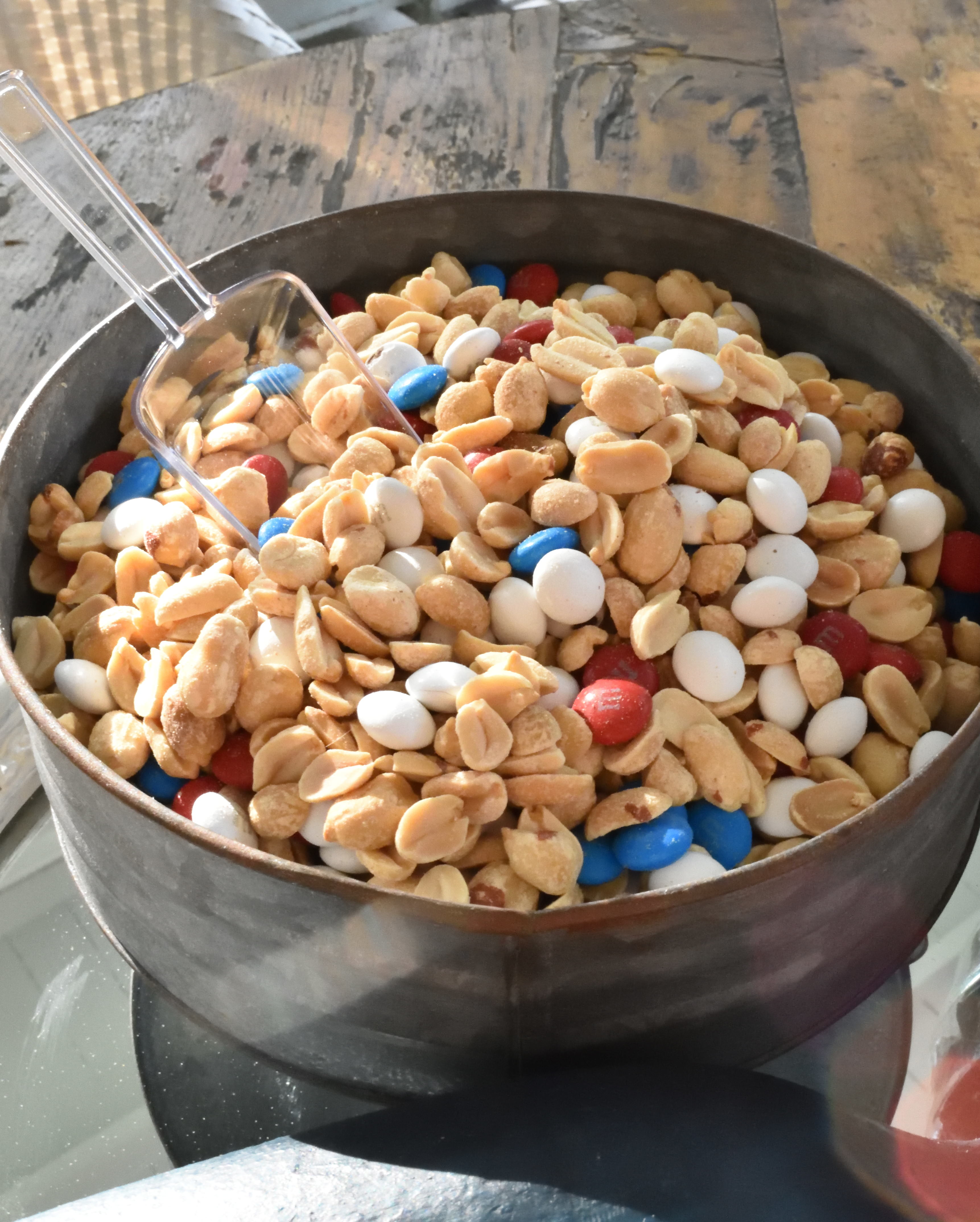 Easy patriotic snack mix