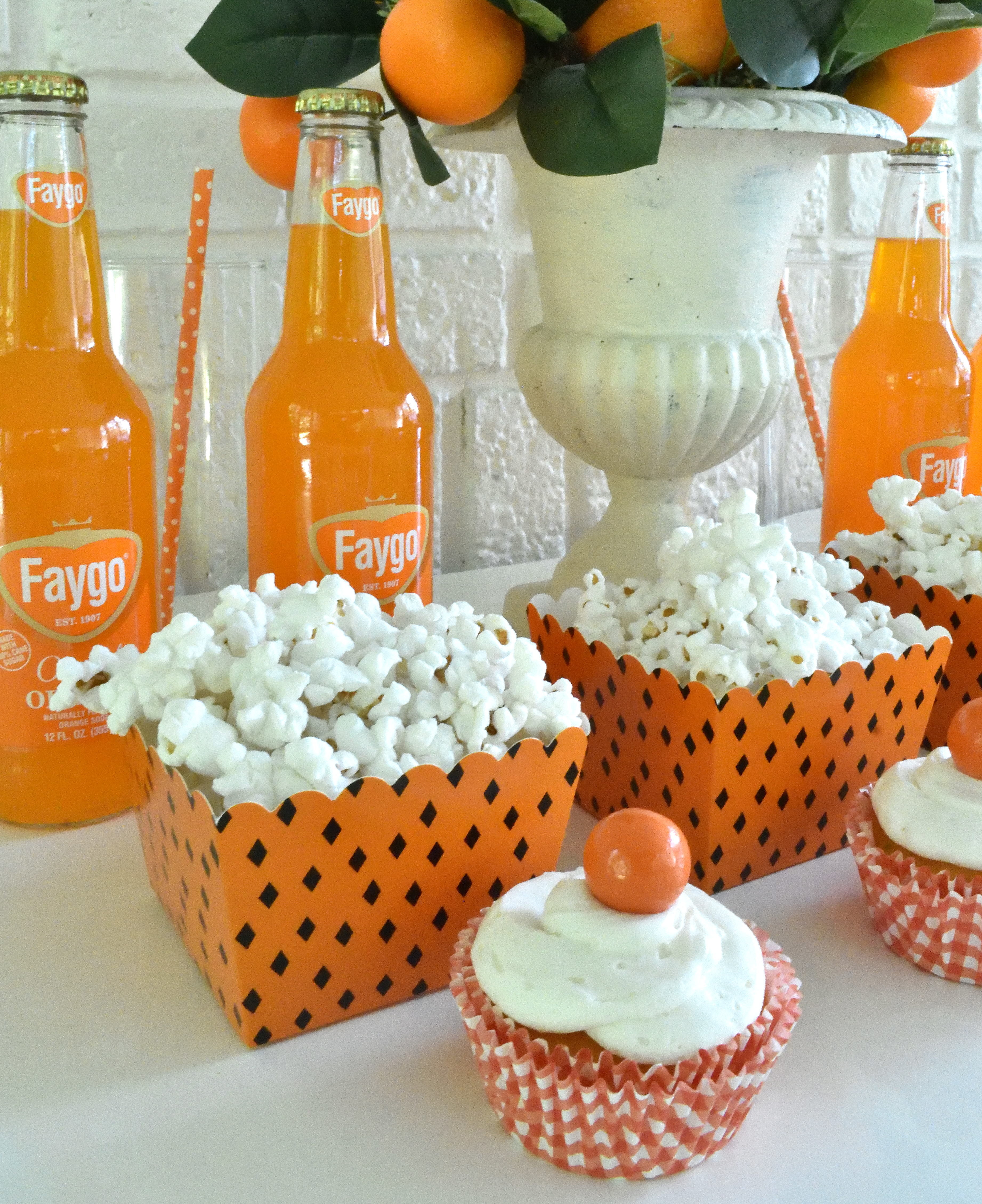 orange theme halloween table