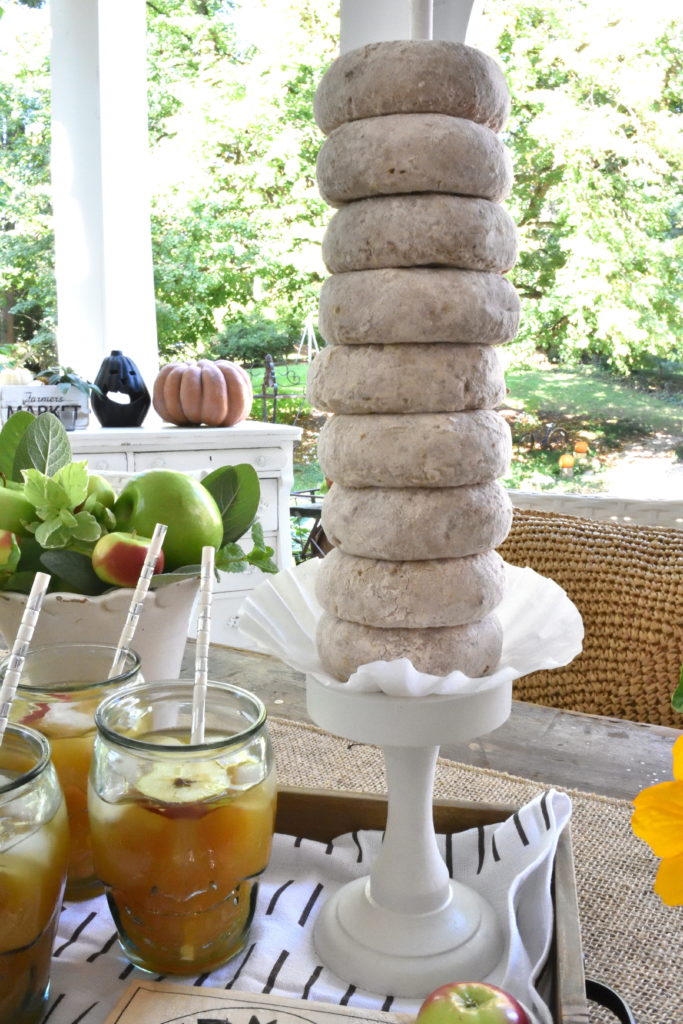 DIY doughnut stand