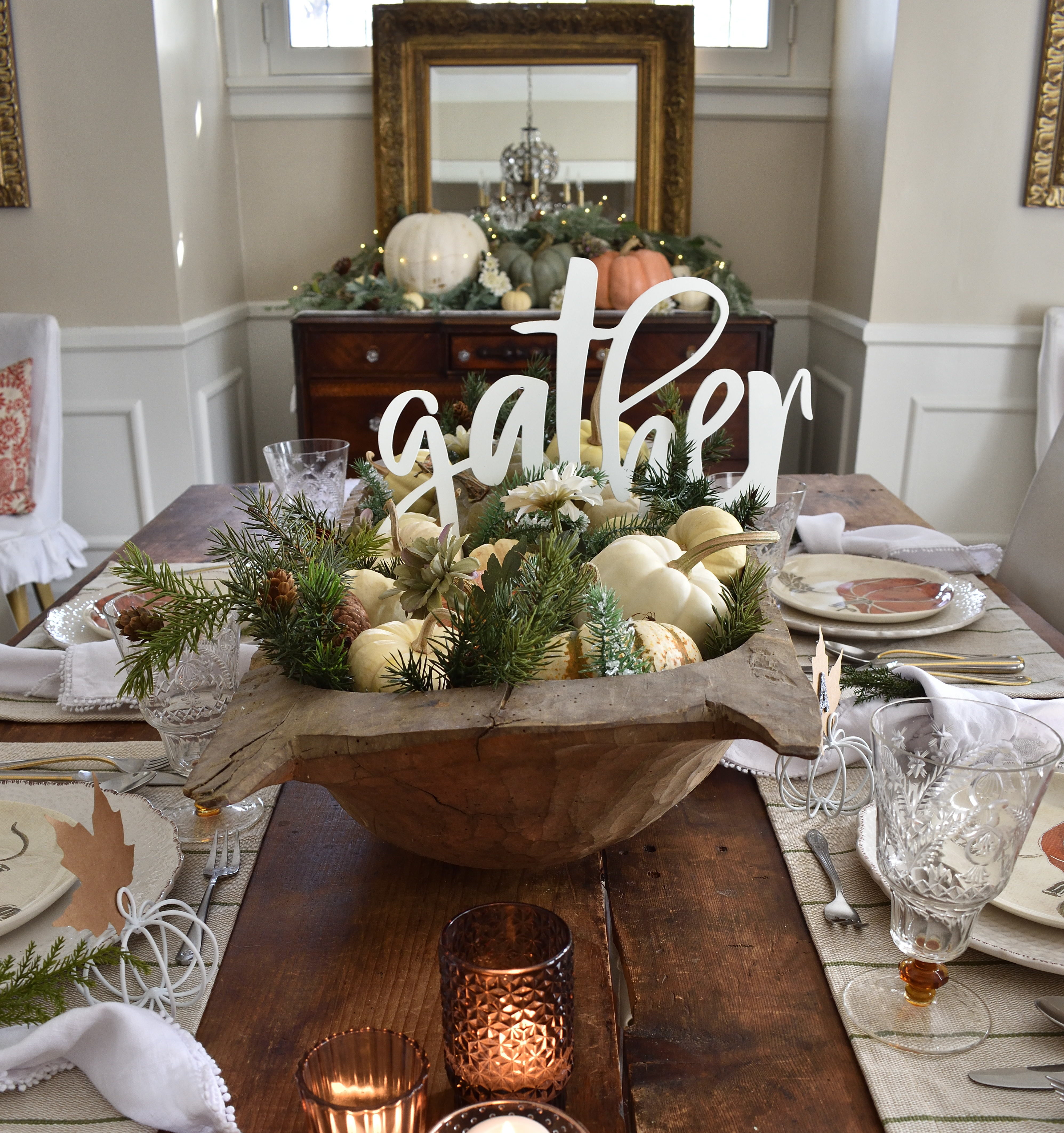 Thanksgiving table