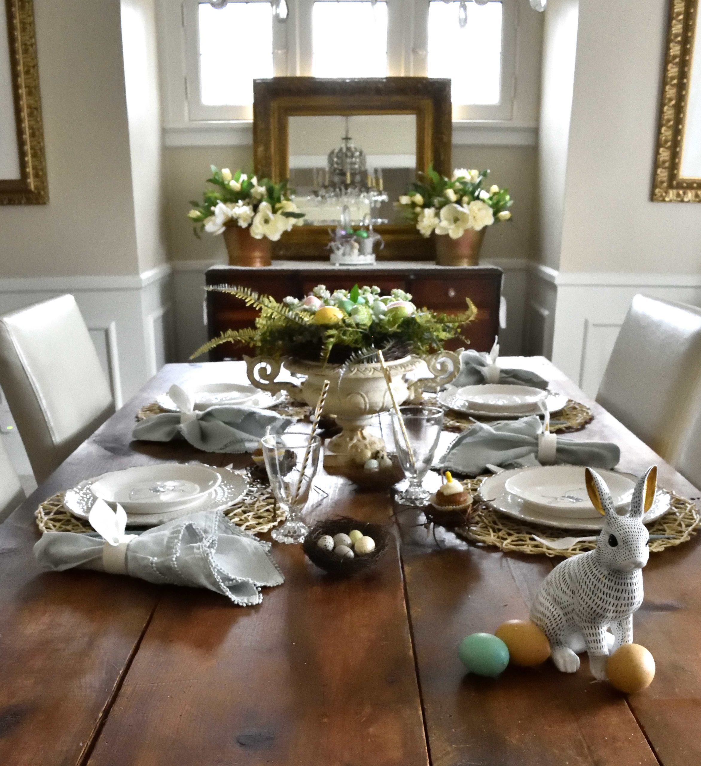 Simple Easter table