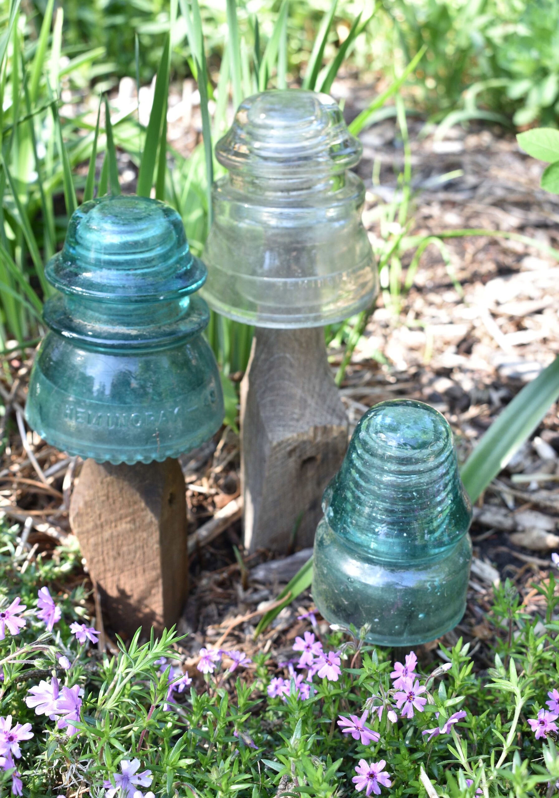 simple and rustic garden decor