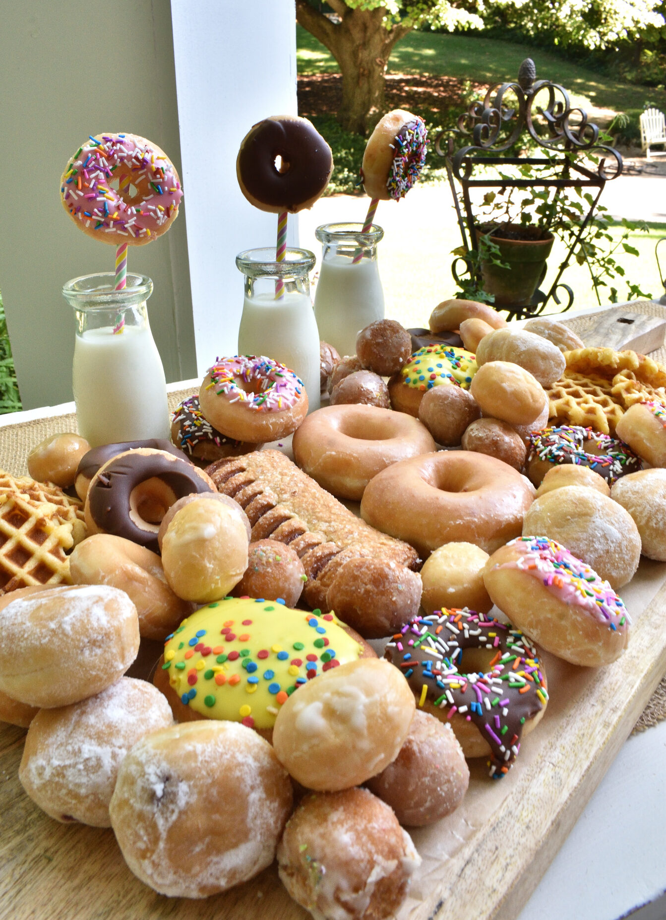 how to make a doughnut celebration board