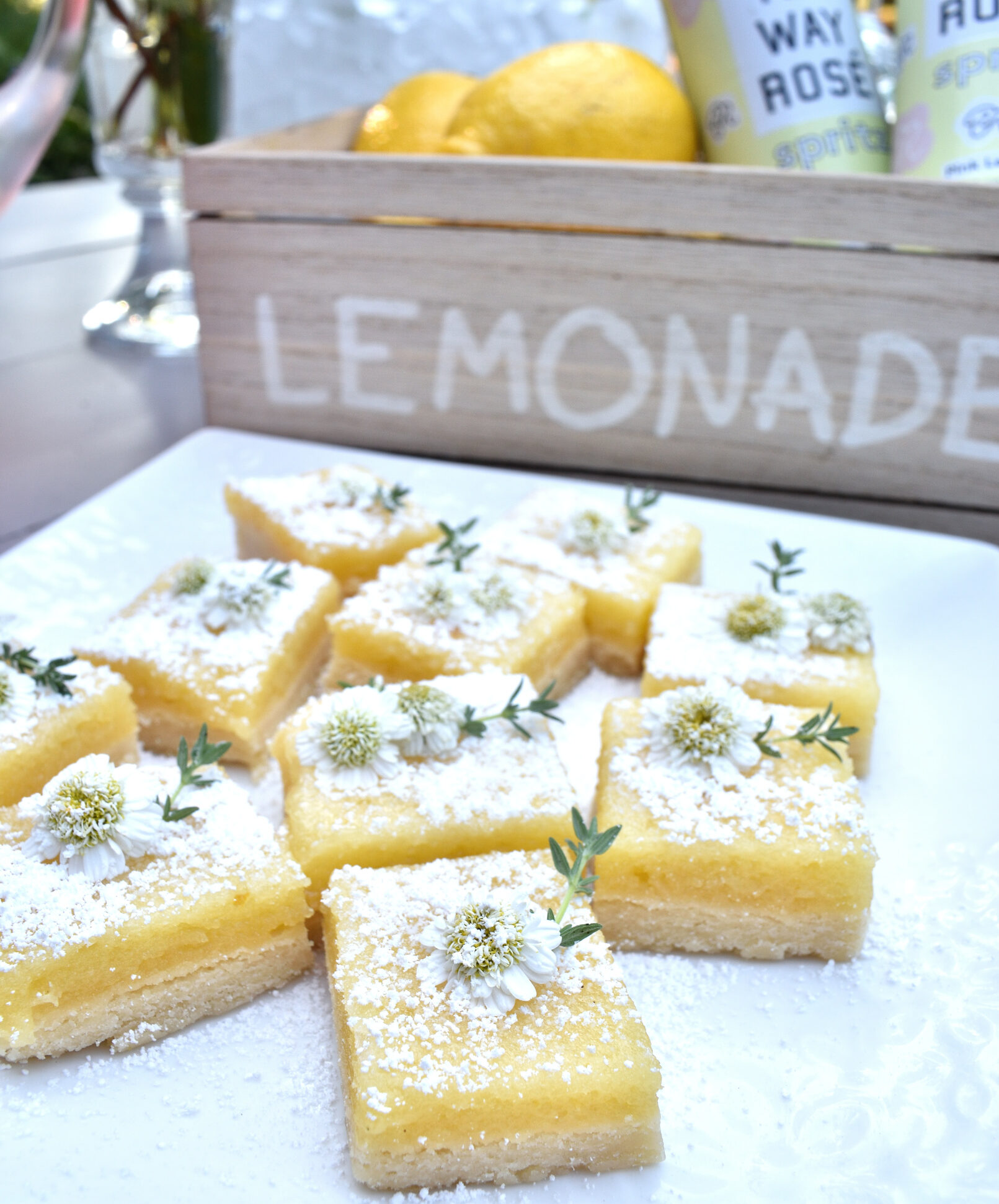 lemonade party lemon bars