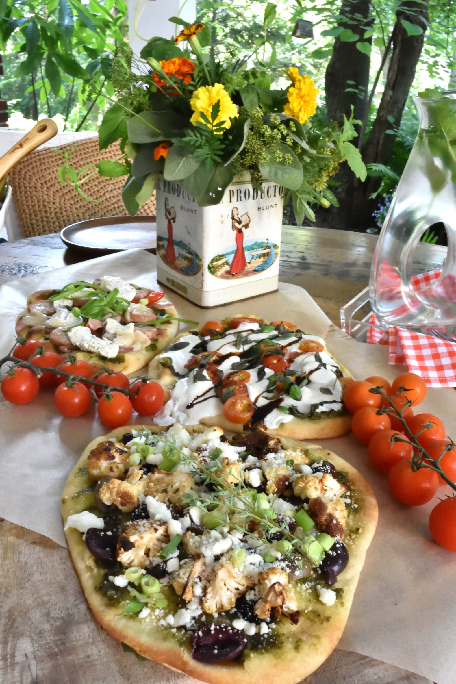 naan pizza night