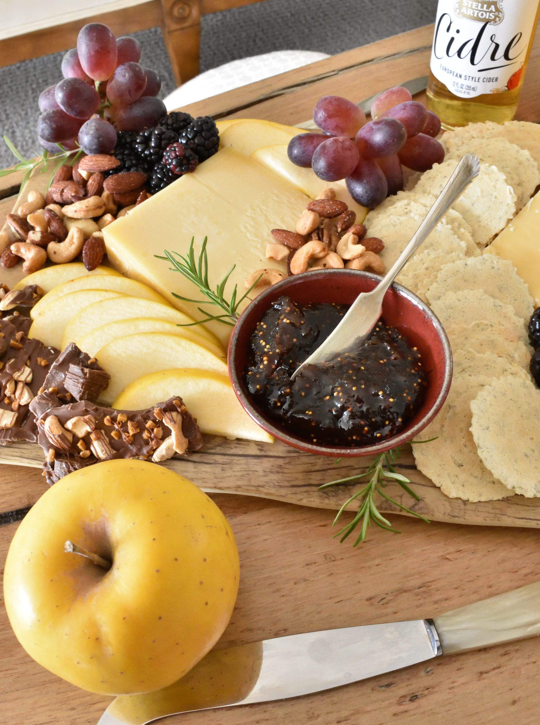 apples and cheese appetizer